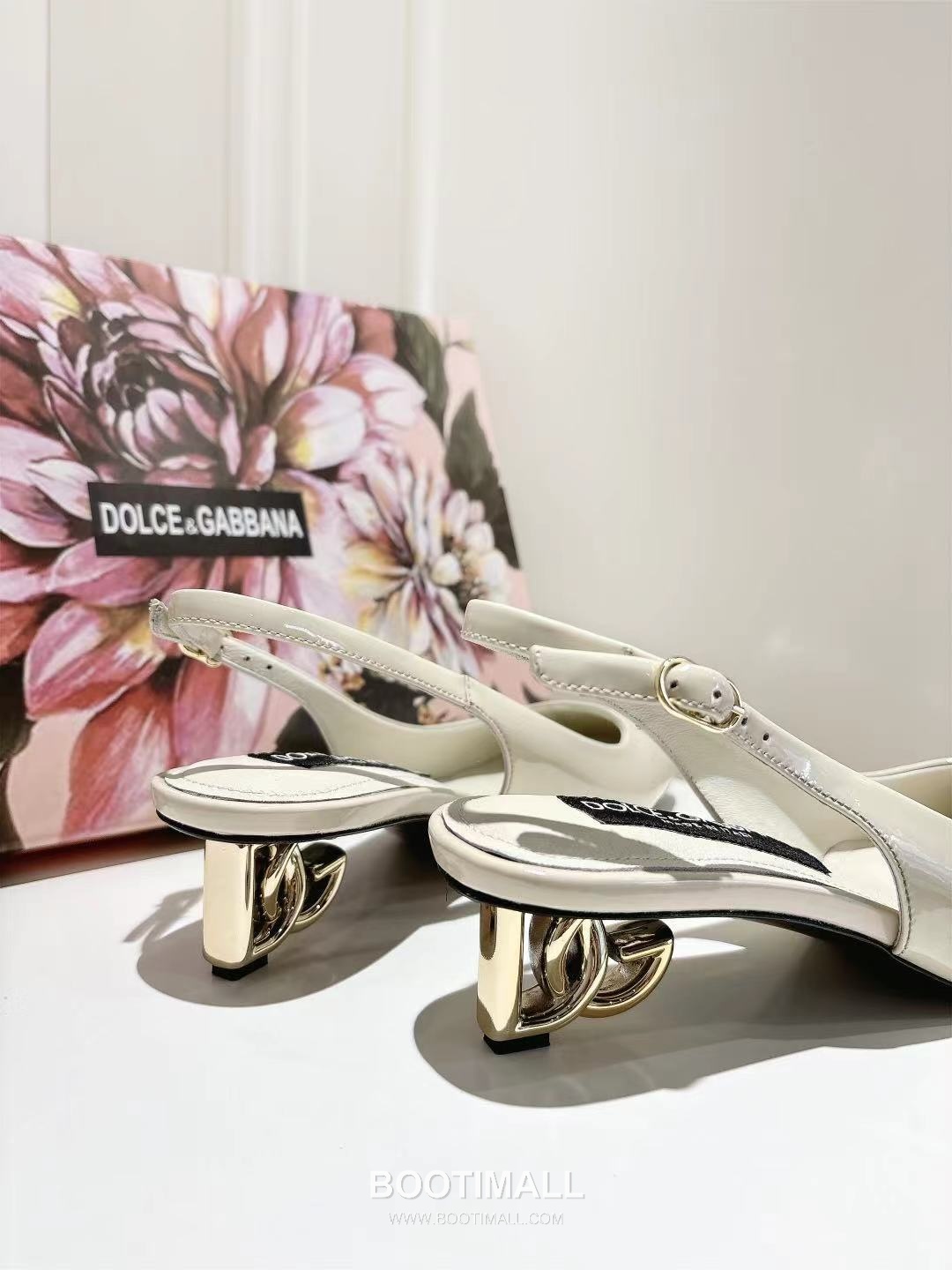 Dolce & Gabbana Patent Heel Pumps Patent Leather Lambskin Black 돌체앤가바나 페이턴트 힐 펌프스 페이턴트 레더 양가죽 블랙 9