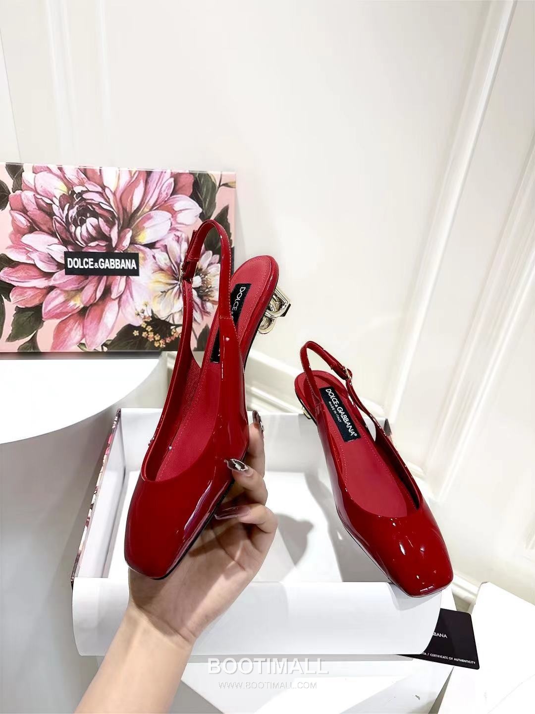 Dolce & Gabbana Patent Heel Pumps Patent Leather Lambskin Black 돌체앤가바나 페이턴트 힐 펌프스 페이턴트 레더 양가죽 블랙 2