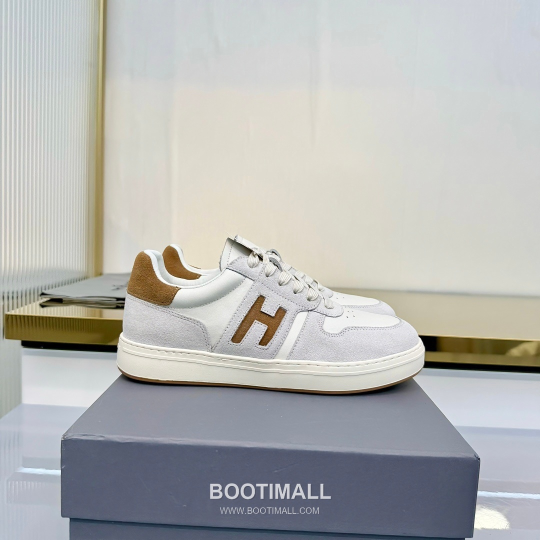 Hogan H-TV Sneakers 호간 H-TV 스니커즈 1