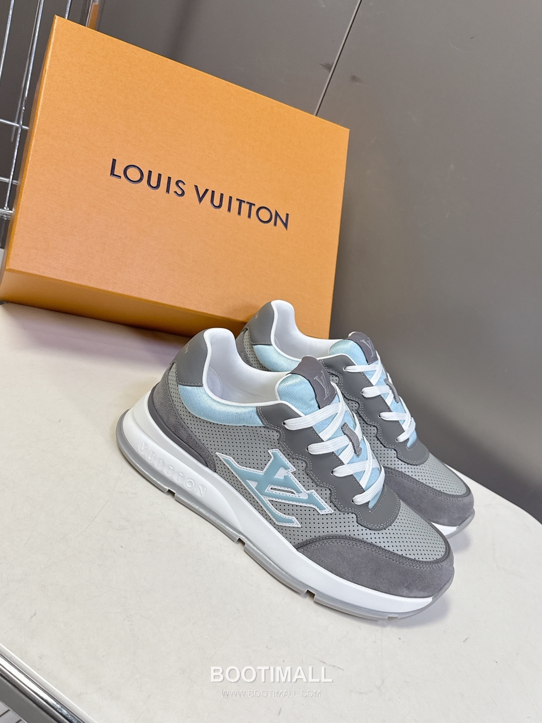 Louis Vuitton Retro Platform Sneaker Calfskin Mesh Sneakers 루이비통 레트로 플랫폼 스니커즈 송아지가죽 메쉬 2
