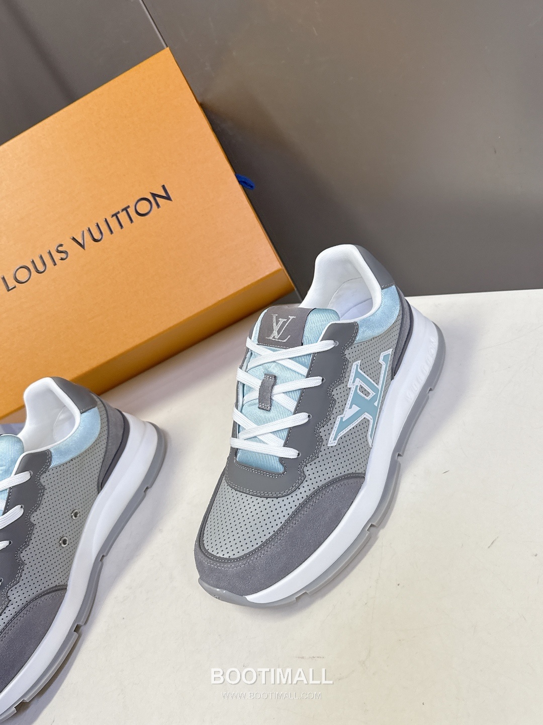 Louis Vuitton Retro Platform Sneaker Calfskin Mesh Sneakers 루이비통 레트로 플랫폼 스니커즈 송아지가죽 메쉬 3