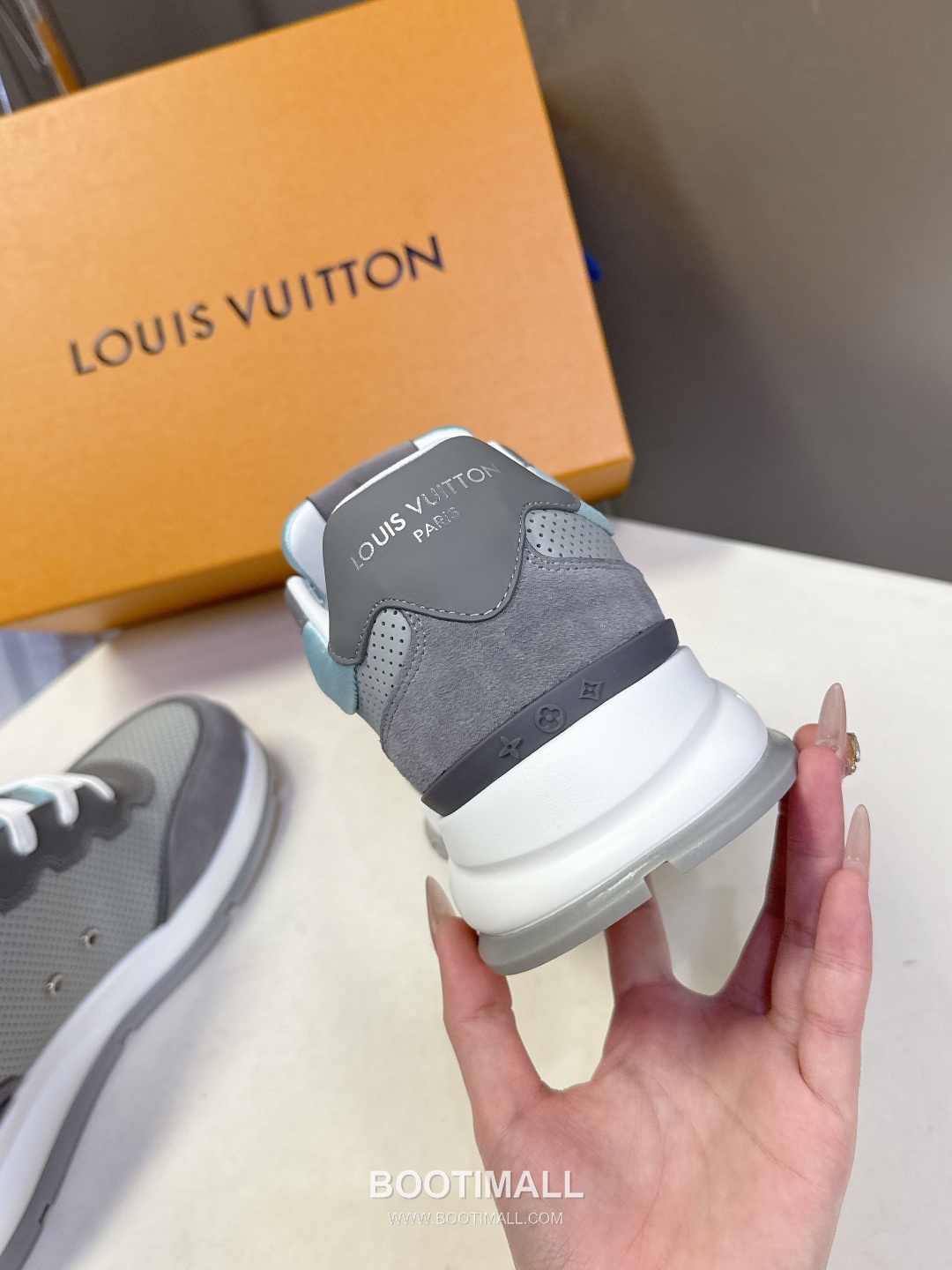 Louis Vuitton Retro Platform Sneaker Calfskin Mesh Sneakers 루이비통 레트로 플랫폼 스니커즈 송아지가죽 메쉬 8