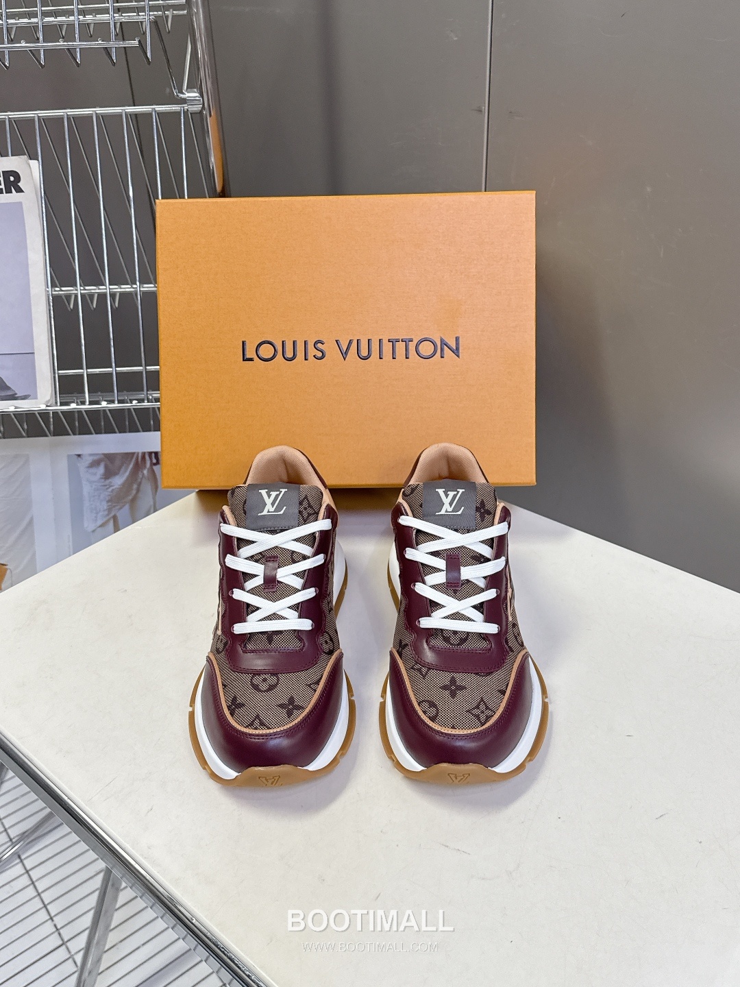 Louis Vuitton Retro Platform Sneaker Calfskin Mesh Sneakers 루이비통 레트로 플랫폼 스니커즈 송아지가죽 메쉬 1