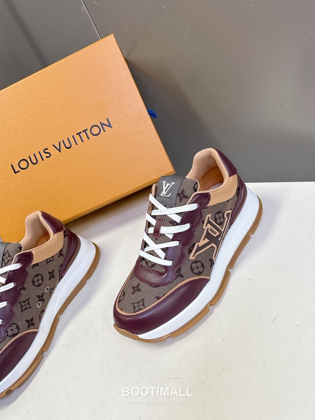 Louis Vuitton Retro Platform Sneaker Calfskin Mesh Sneakers 루이비통 레트로 플랫폼 스니커즈 송아지가죽 메쉬 3