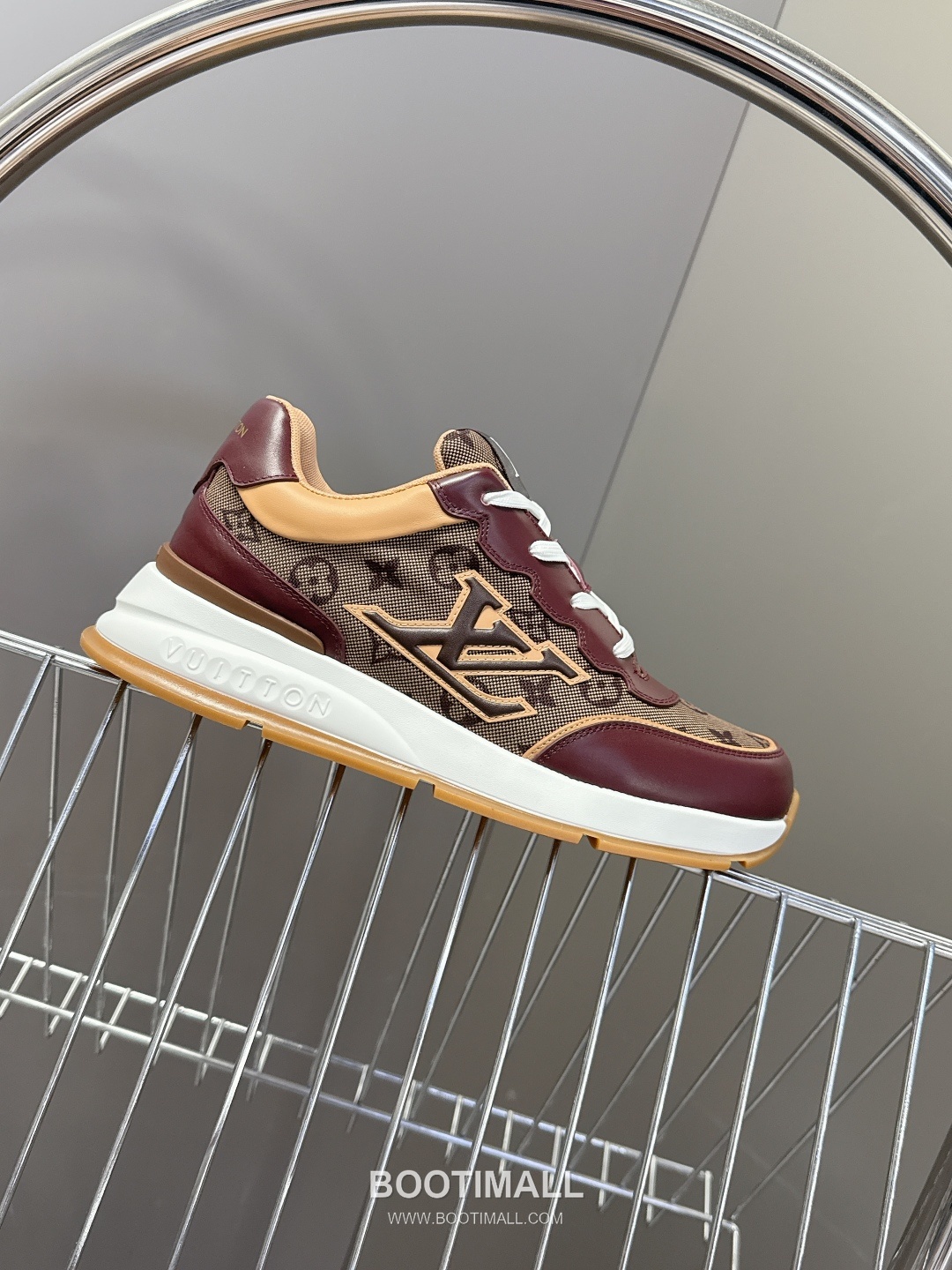 Louis Vuitton Retro Platform Sneaker Calfskin Mesh Sneakers 루이비통 레트로 플랫폼 스니커즈 송아지가죽 메쉬 5