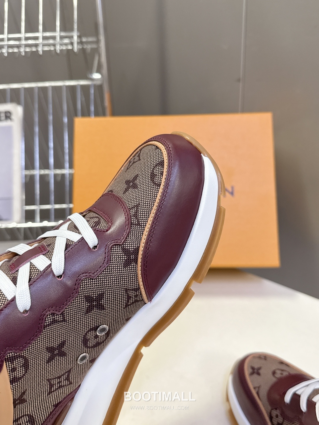 Louis Vuitton Retro Platform Sneaker Calfskin Mesh Sneakers 루이비통 레트로 플랫폼 스니커즈 송아지가죽 메쉬 7