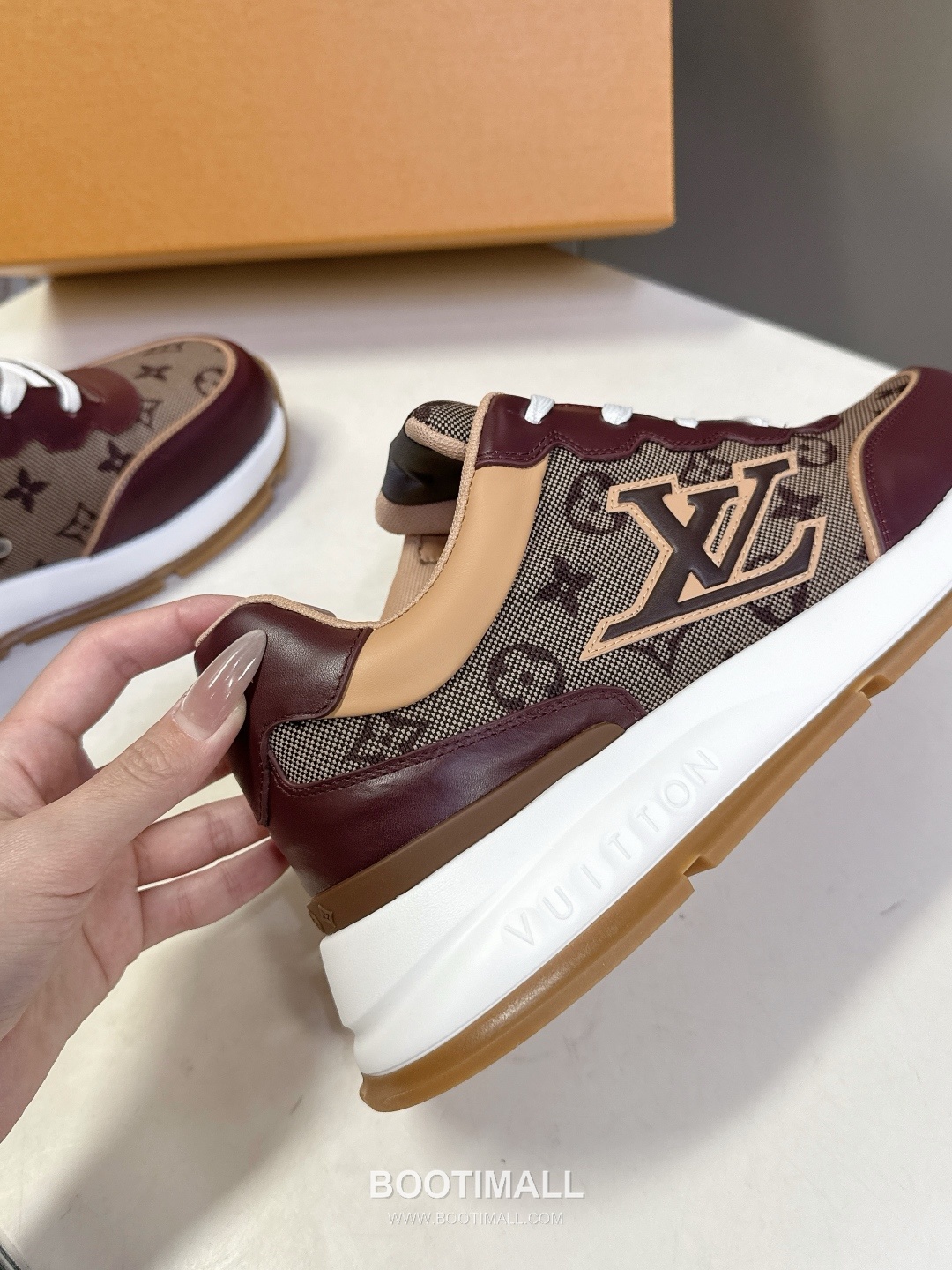 Louis Vuitton Retro Platform Sneaker Calfskin Mesh Sneakers 루이비통 레트로 플랫폼 스니커즈 송아지가죽 메쉬 8