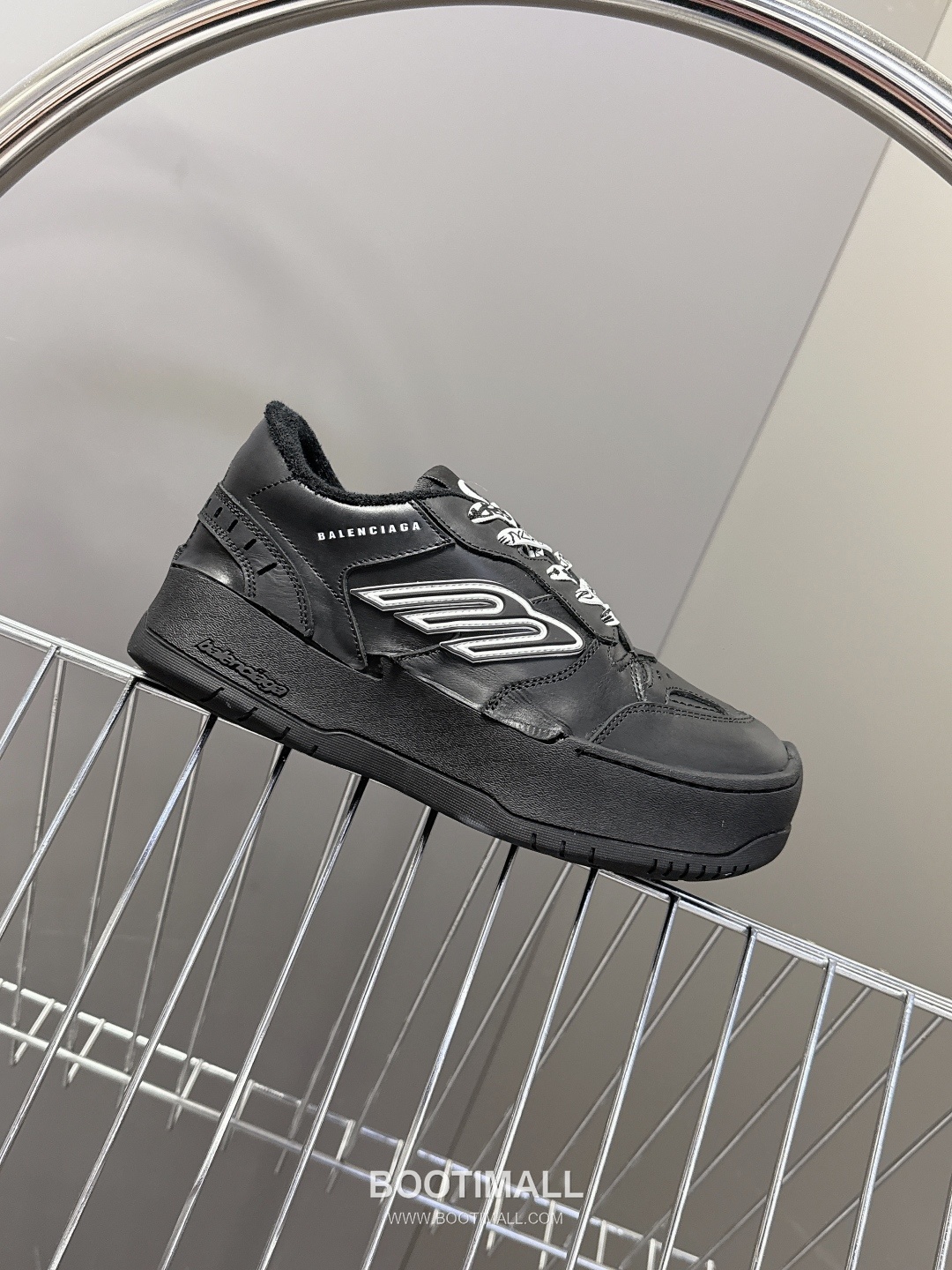 Balenciaga Hamptons Sneakers Leather Black 발렌시아가 햄프턴스 스니커즈 소가죽 블랙 5