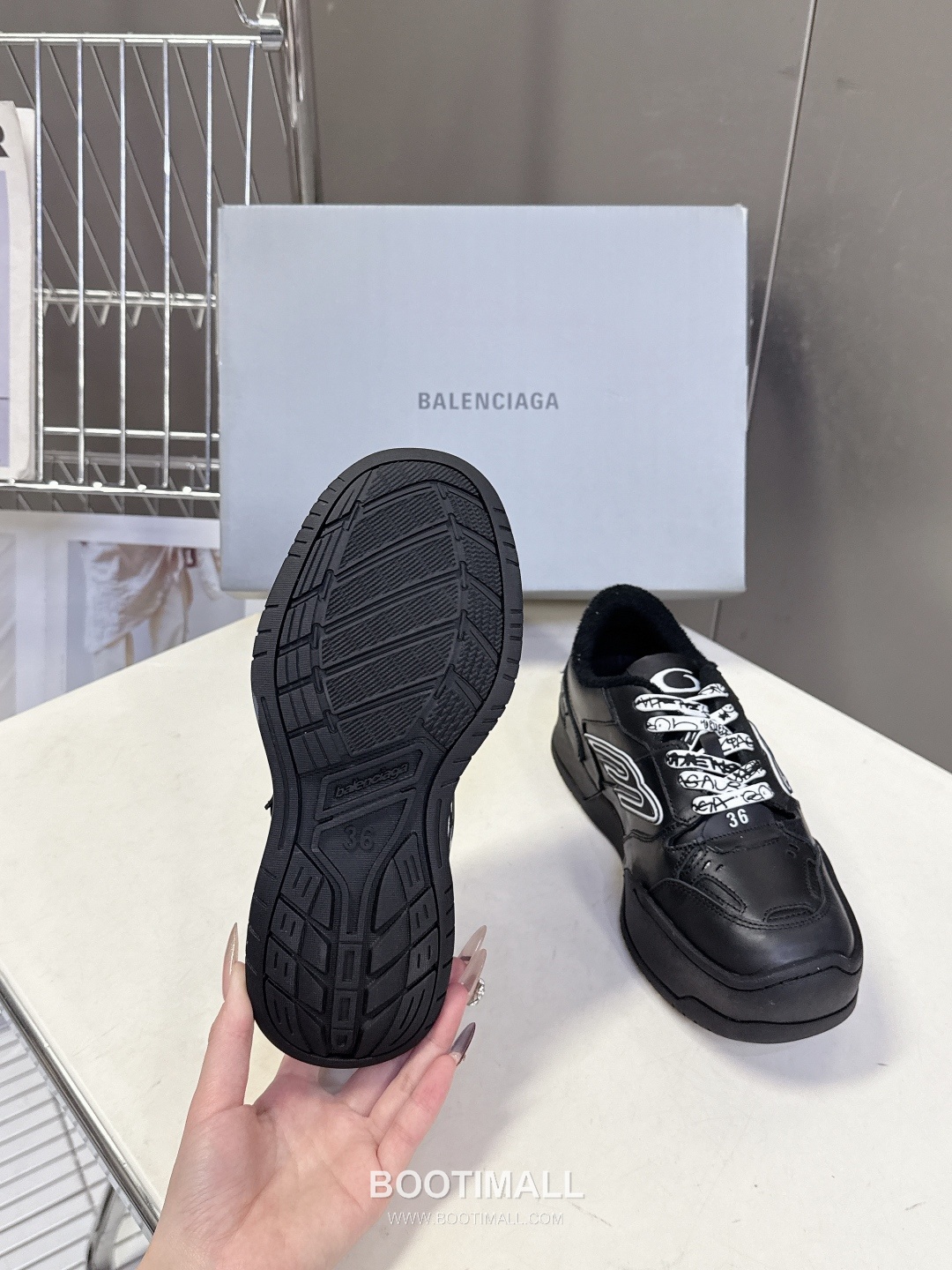 Balenciaga Hamptons Sneakers Leather Black 발렌시아가 햄프턴스 스니커즈 소가죽 블랙 9