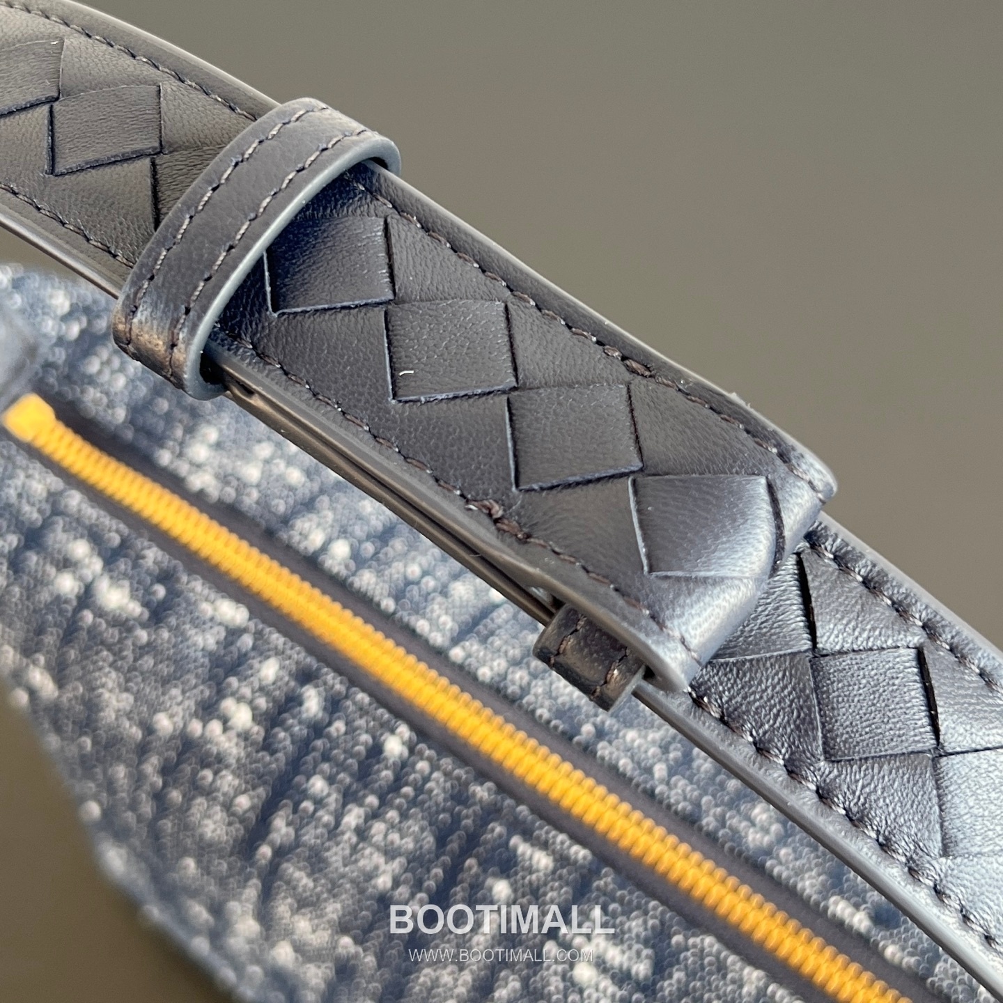 Bottega Veneta Wallace Bag Terry Denim, Woven Leather Blue Top Handle Bag 보테가 베네타 월리스 백 테리 데님, 위빙 레더 블루 탑핸들백 20cm 9