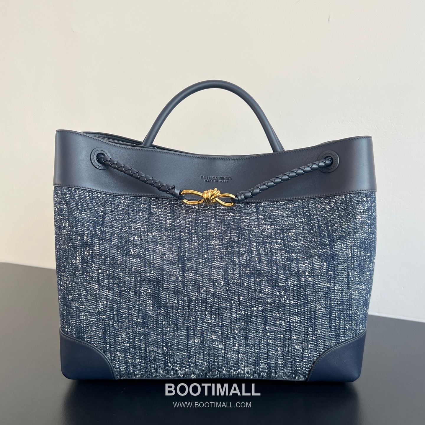 Bottega Veneta Andiamo Tote Terry Denim Blue Tote Bag 보테가 베네타 안디아모 토트 테리 데님 블루 토트백 42cm 4