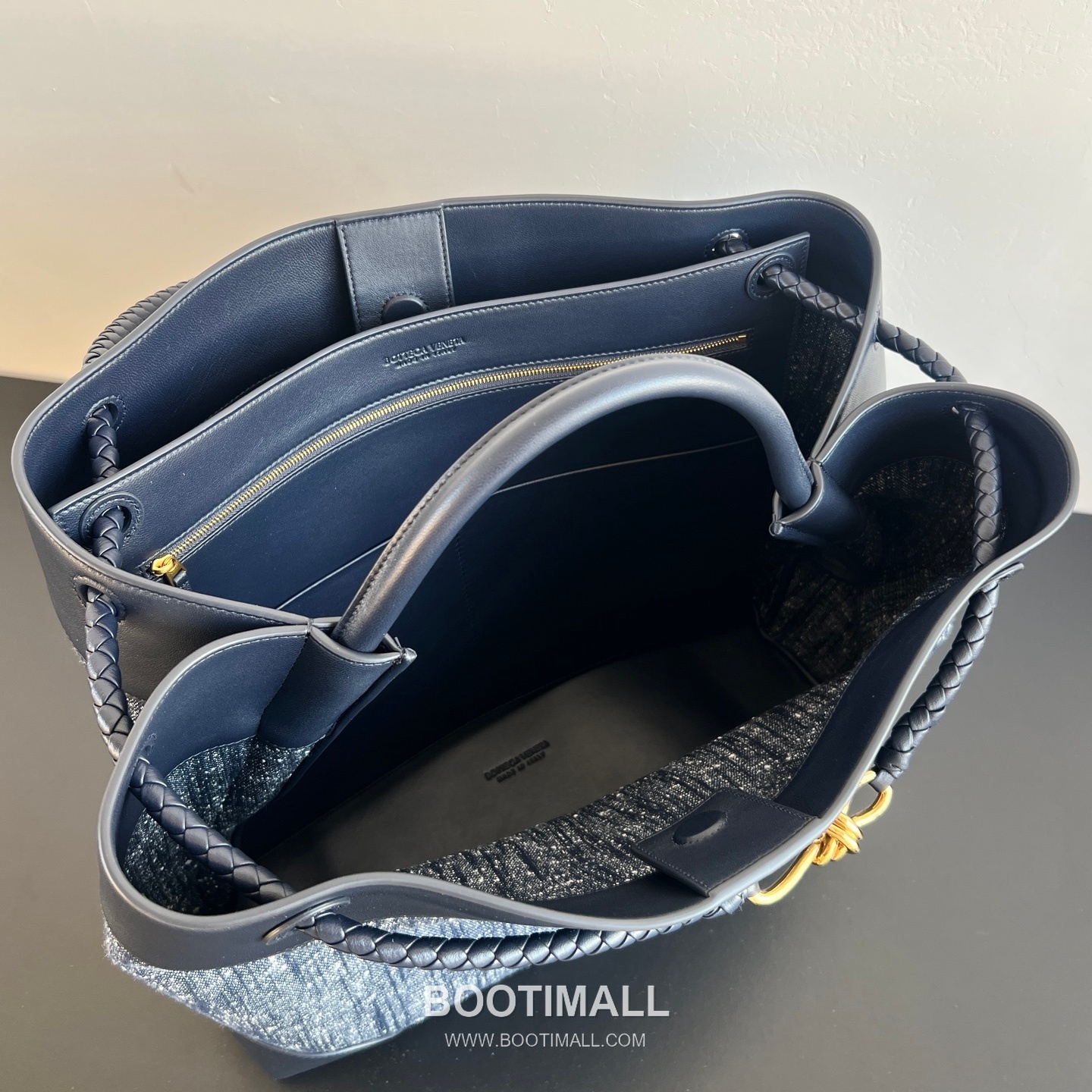 Bottega Veneta Andiamo Tote Terry Denim Blue Tote Bag 보테가 베네타 안디아모 토트 테리 데님 블루 토트백 42cm 9