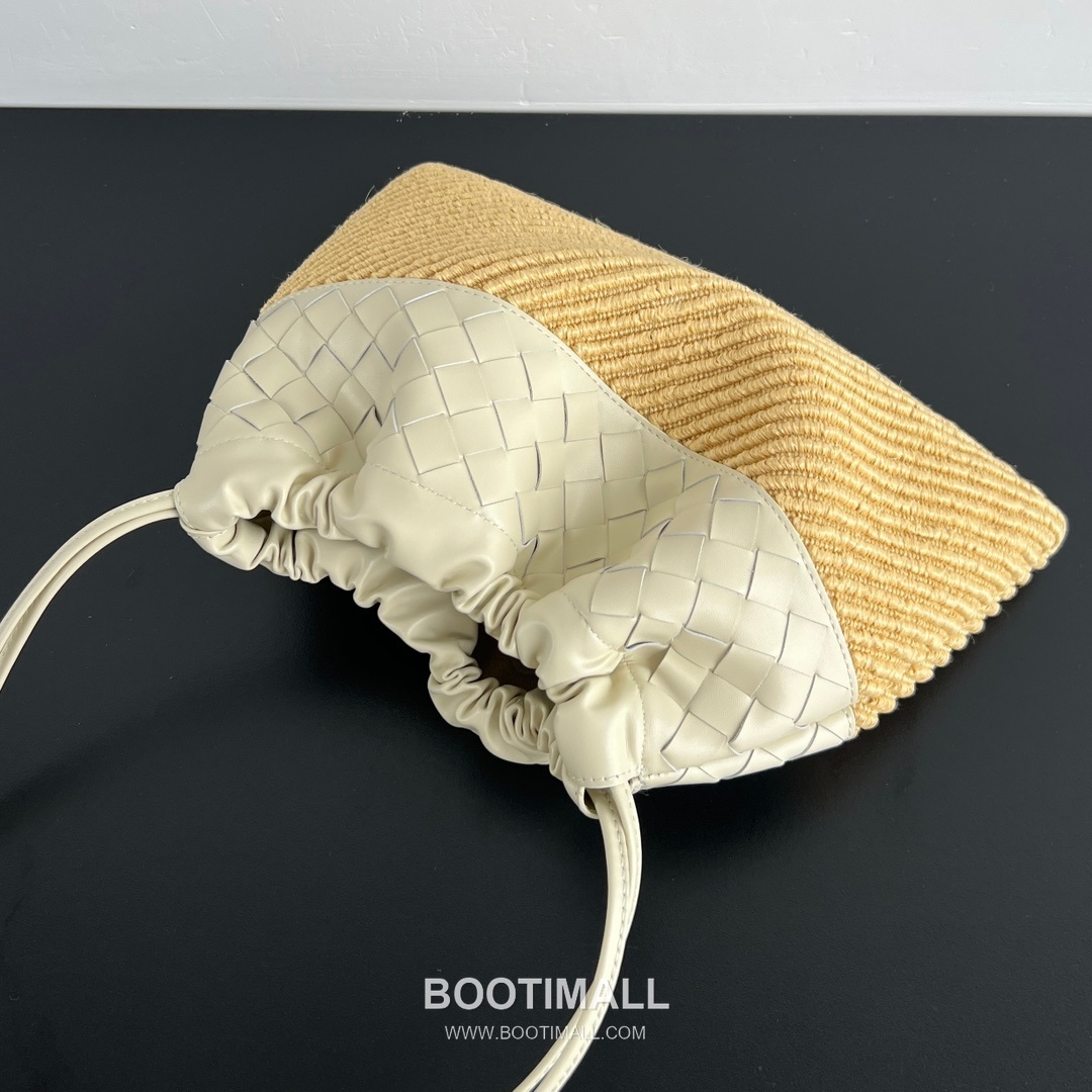 Bottega Veneta Woven Raffia Dustbag Raffia, Calfskin Beige Crossbody Bag 보테가 베네타 위빙 라피아 더스트백 839102 라피아, 카프스킨 베이지 크로스백 32cm 8