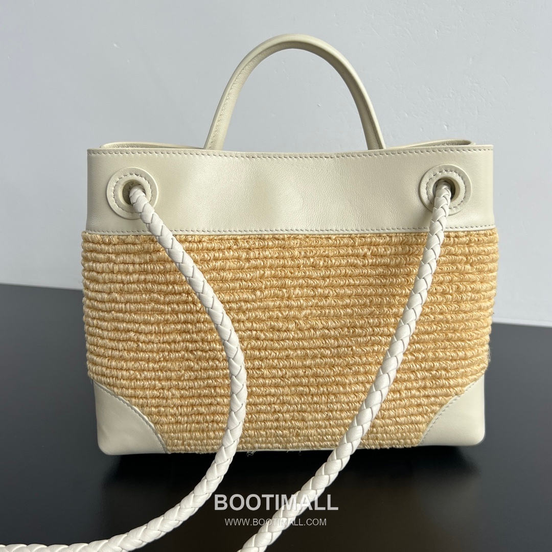 Bottega Veneta Andiamo Bag Nylon Raffia, Lambskin Beige Top Handle Bag 보테가 베네타 안디아모 백 나일론 라피아, 양가죽 베이지 탑핸들백 25×20×10cm 7