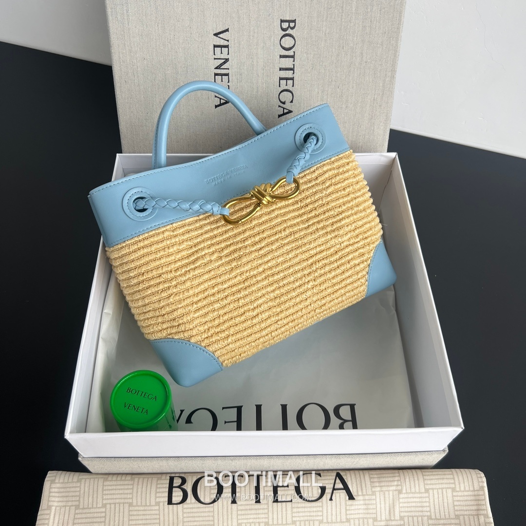 Bottega Veneta Andiamo Bag Nylon Raffia, Lambskin Beige Top Handle Bag 보테가 베네타 안디아모 백 나일론 라피아, 양가죽 베이지 탑핸들백 25cm 4