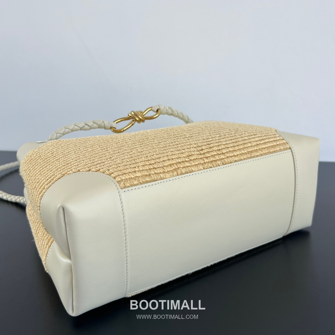 Bottega Veneta Andiamo Tote Nylon Raffia, Lambskin Natural Tote Bag 보테가 베네타 안디아모 토트 나일론 라피아, 램스킨(양가죽) 내추럴 토트백 32×24×12cm 7