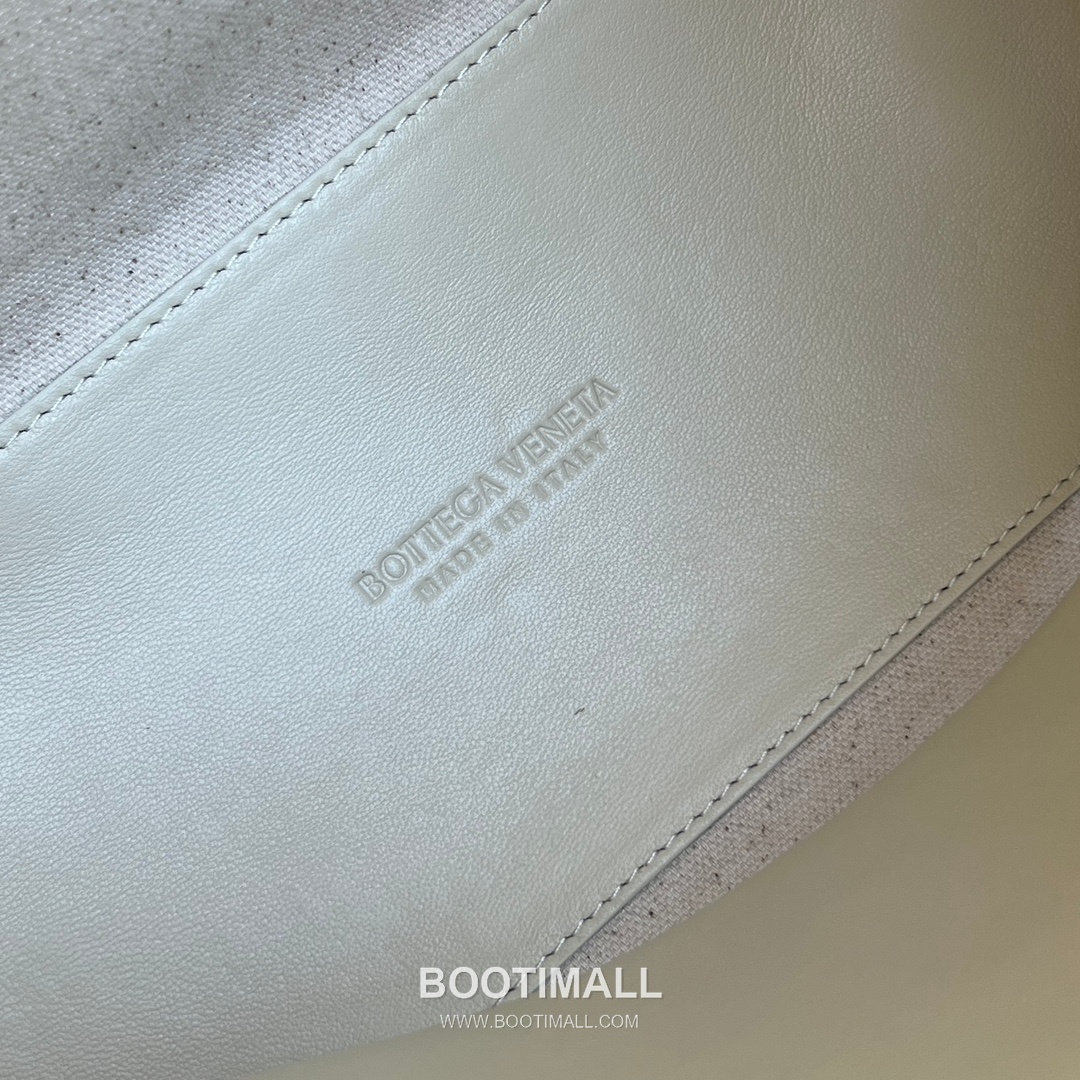 Bottega Veneta Andiamo Tote Nylon Raffia, Lambskin Natural Tote Bag 보테가 베네타 안디아모 토트 나일론 라피아, 램스킨(양가죽) 내추럴 토트백 32×24×12cm 12