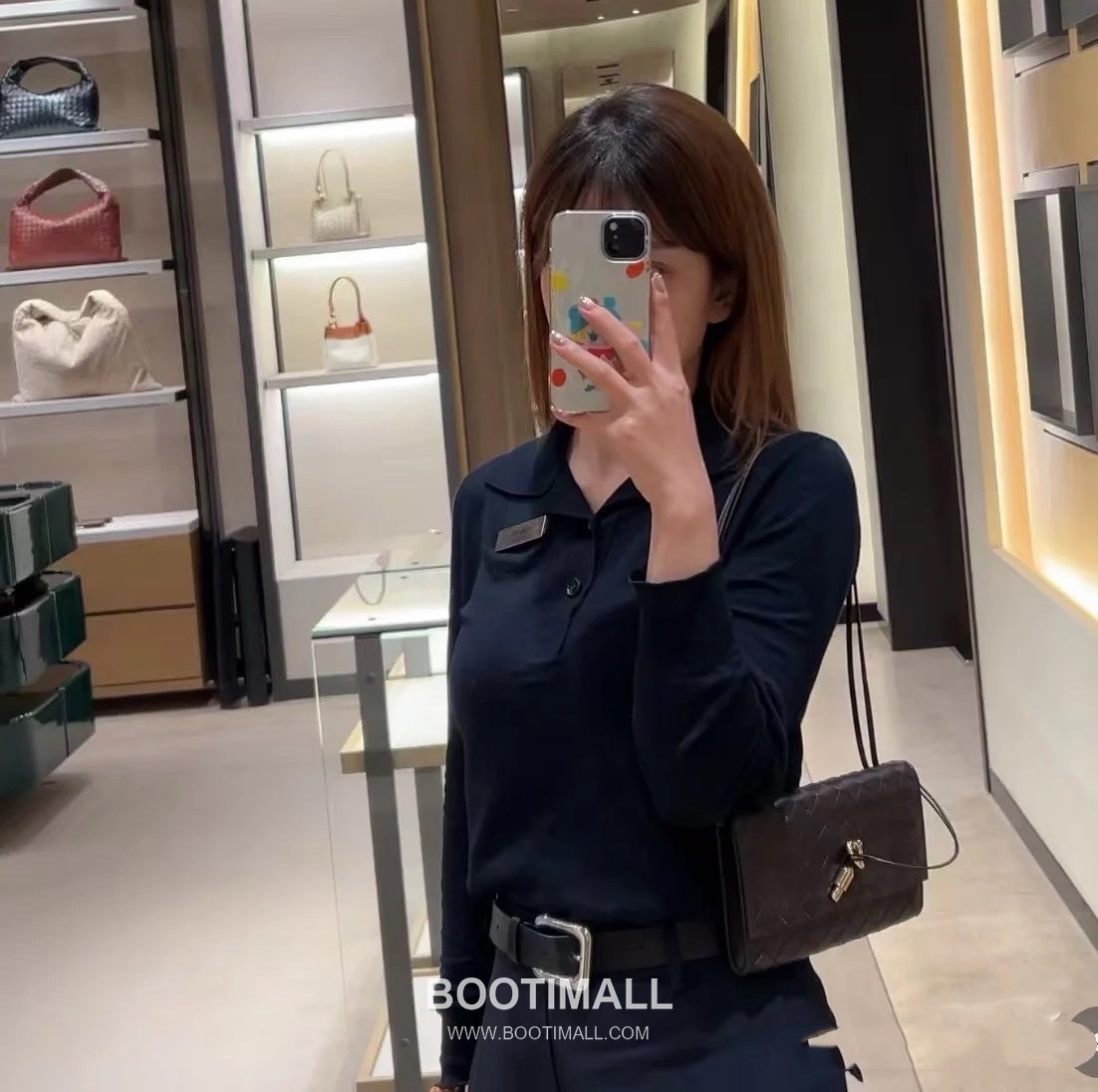 Bottega Veneta Andiamo Envelope Intrecciato Lambskin White Crossbody Bag 보테가 베네타 안디아모 엔벨로프 인트레치아토 램스킨 화이트 크로스백 19cm 2