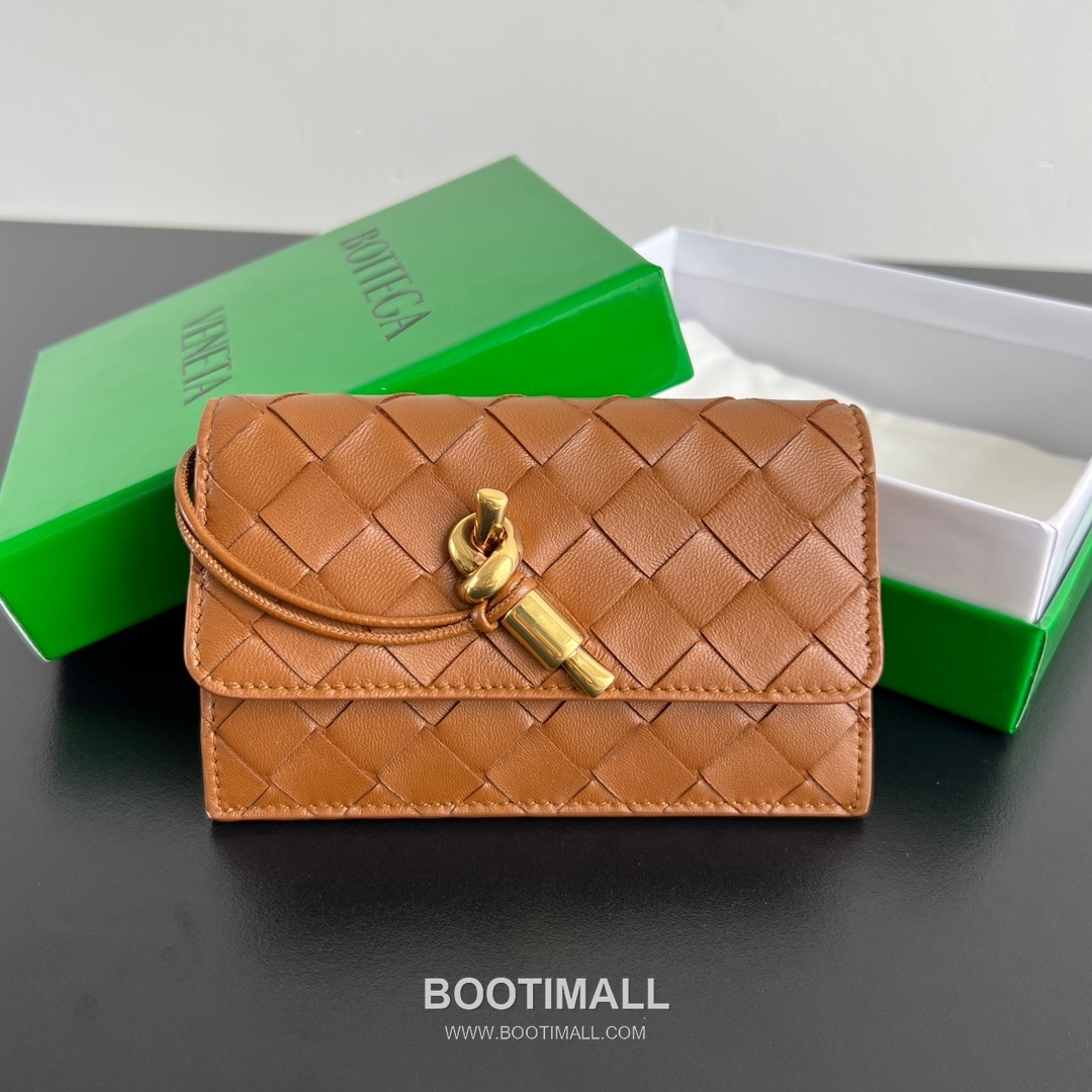 Bottega Veneta Amdiamo Zip Card Case Intrecciato Calfskin Fireworks Card Holder 보테가 베네타 암디아모 지퍼 카드 케이스 인트레치아토 카프스킨 파이어웍스 카드지갑 14cm 6