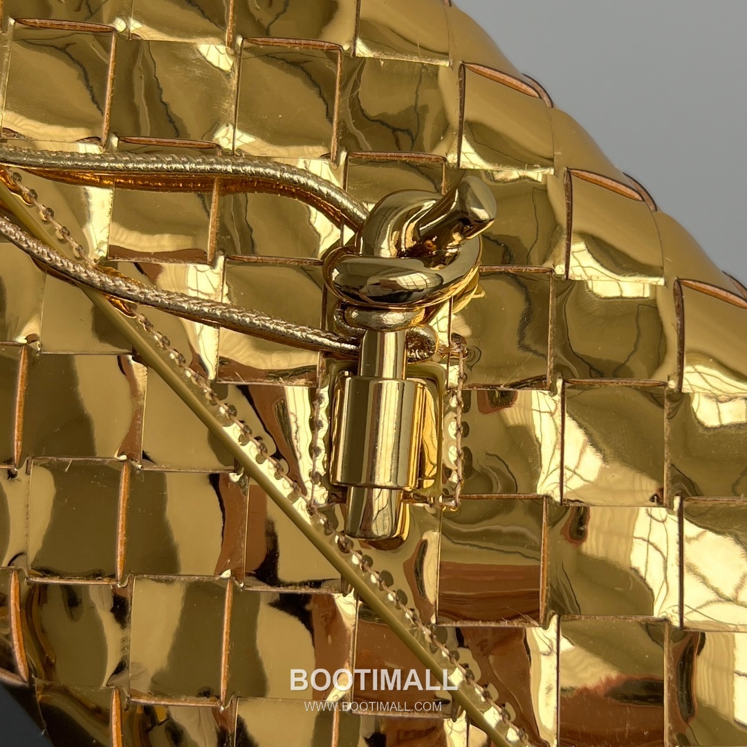 Bottega Veneta Andiamo Flap Wallet Intrecciato Leather Gold Long Wallet 보테가 베네타 안디아모 플랩 장지갑 인트레치아토 레더 골드 19cm 9