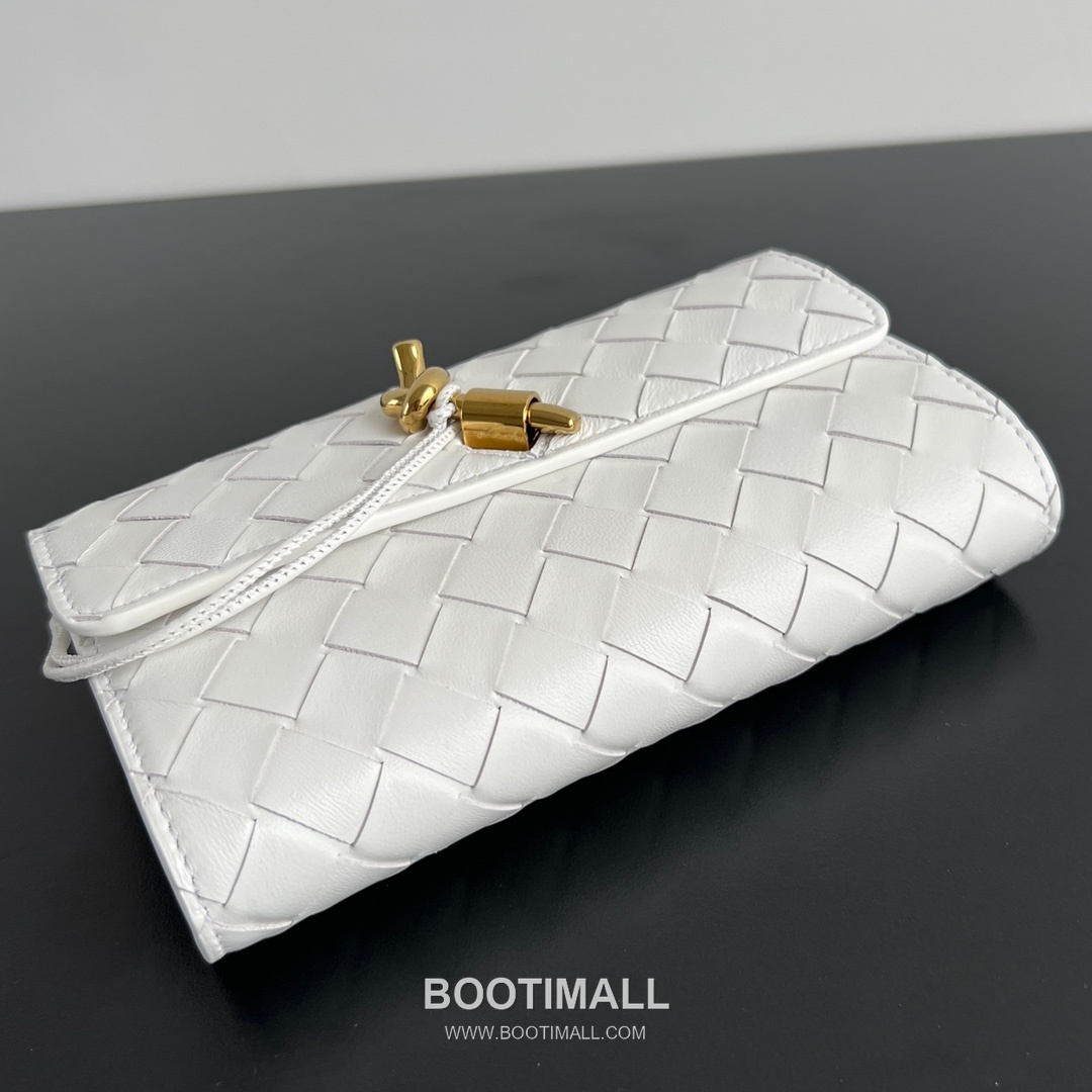 Bottega Veneta Andiamo Flap Wallet Intrecciato Gold Long Wallet 보테가 베네타 안디아모 플랩 장지갑 인트레치아토 레더 골드 19cm 5