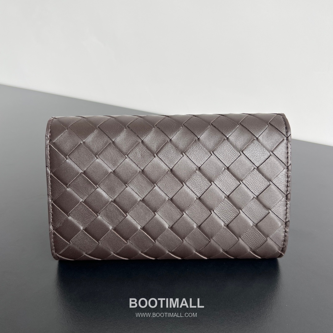 Bottega Veneta Andiamo Flap Wallet Intrecciato Leather Gold Long Wallet 보테가 베네타 안디아모 플랩 장지갑 인트레치아토 레더 골드 19cm 2