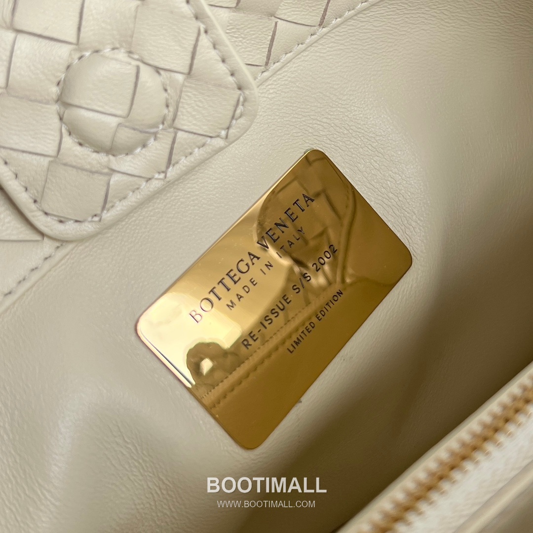 Bottega Veneta Basket Handbag Nappa Lambskin Top Handle Bag 보테가 베네타 바스켓 핸드백 나파 램스킨 탑핸들백 31cm 11