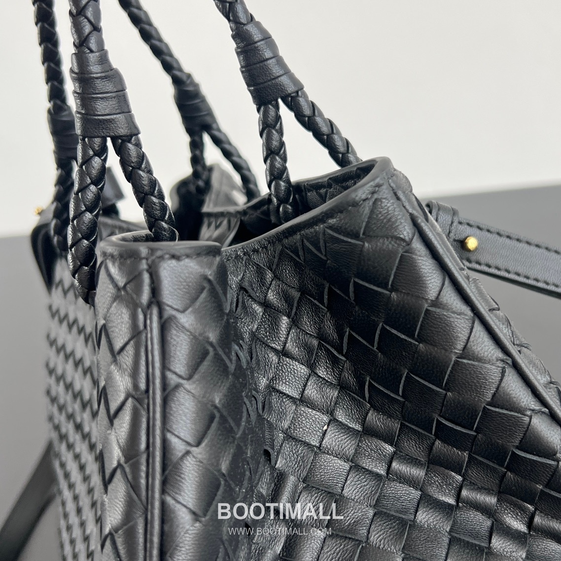 Bottega Veneta Basket Handbag Nappa Lambskin Top Handle Bag 보테가 베네타 바스켓 핸드백 나파 램스킨 탑핸들백 31cm 8