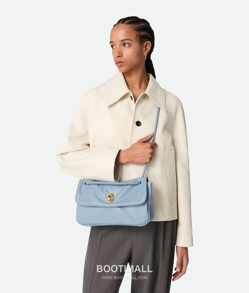 Bottega Veneta Madison Shoulder Bag Smooth Lambskin Black 보테가 베네타 매디슨 숄더백 스무스 램스킨 블랙 27cm 3