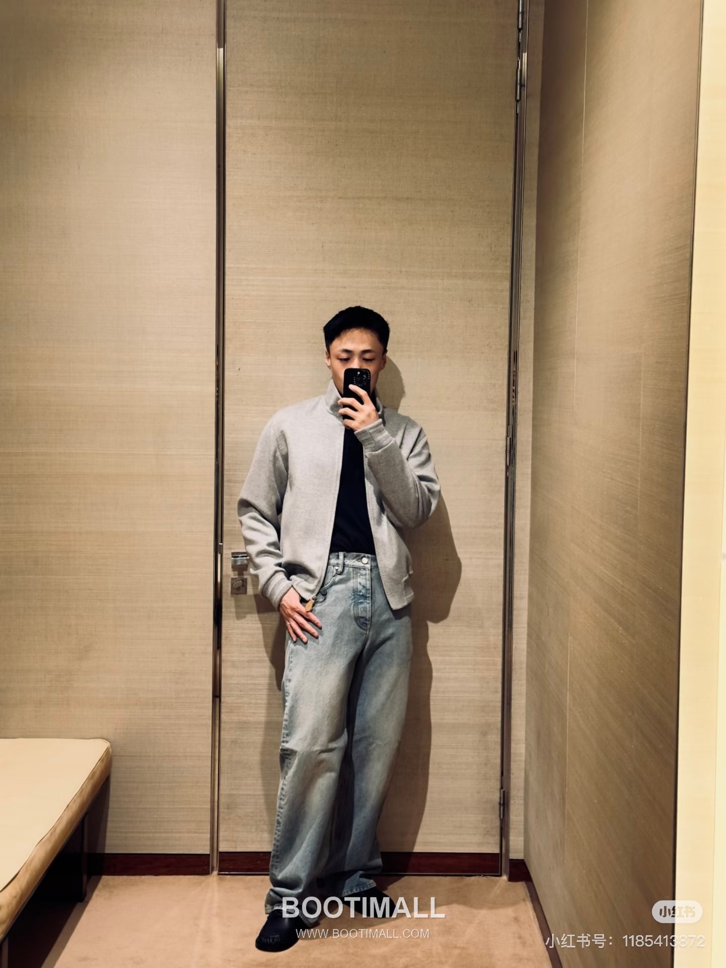 Louis Vuitton Stand Collar Zip Jacket Cotton Black 루이비통 스탠드칼라 집업 자켓 코튼 블랙 4