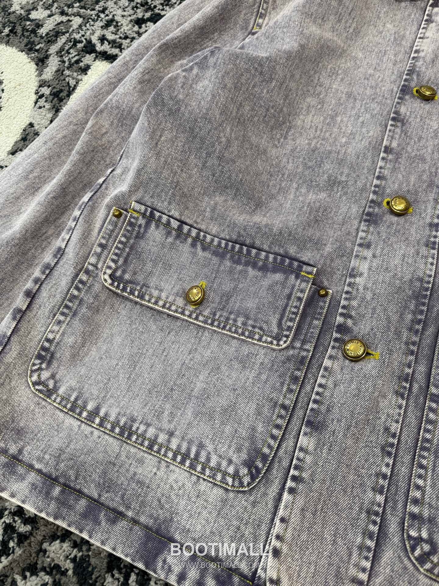 Amiri Denim Workwear Jacket Cotton Bleached Denim 블랙 스터드 데님 워크웨어 자켓 코튼 브리치드 데님 21