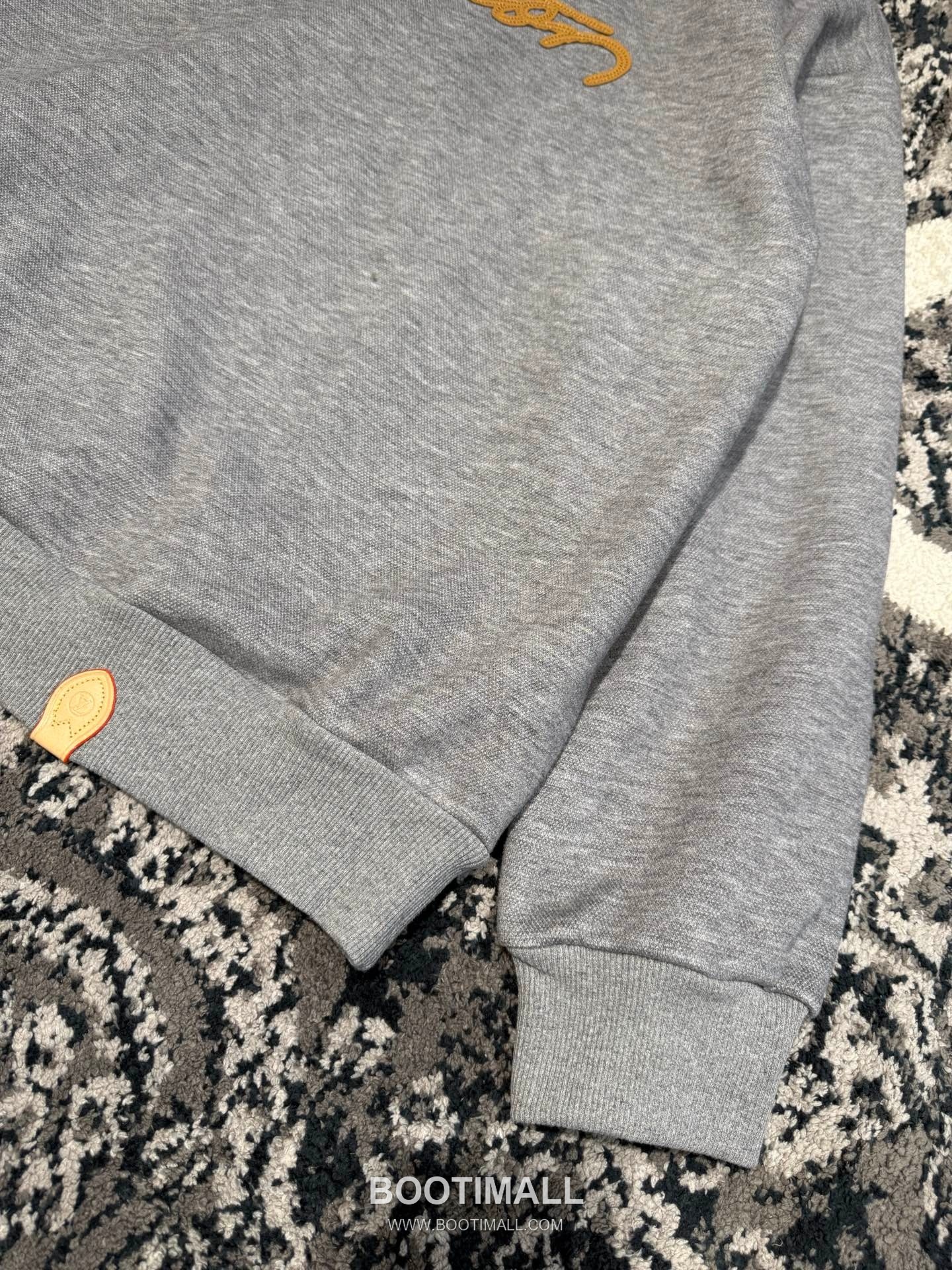 Louis Vuitton Beaded Logo Hoodie Black 루이비통 비즈 로고 후드 블랙 10