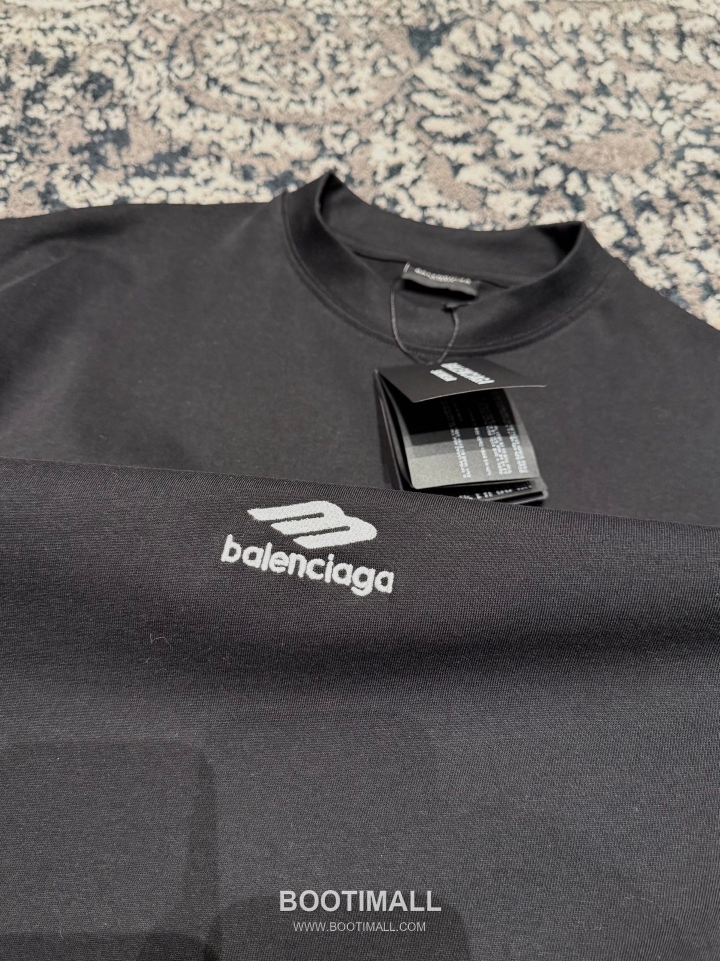 Balenciaga 3M Embroidered T-Shirt Cotton Black 발렌시아가 3M 자수 티셔츠 코튼 블랙 10