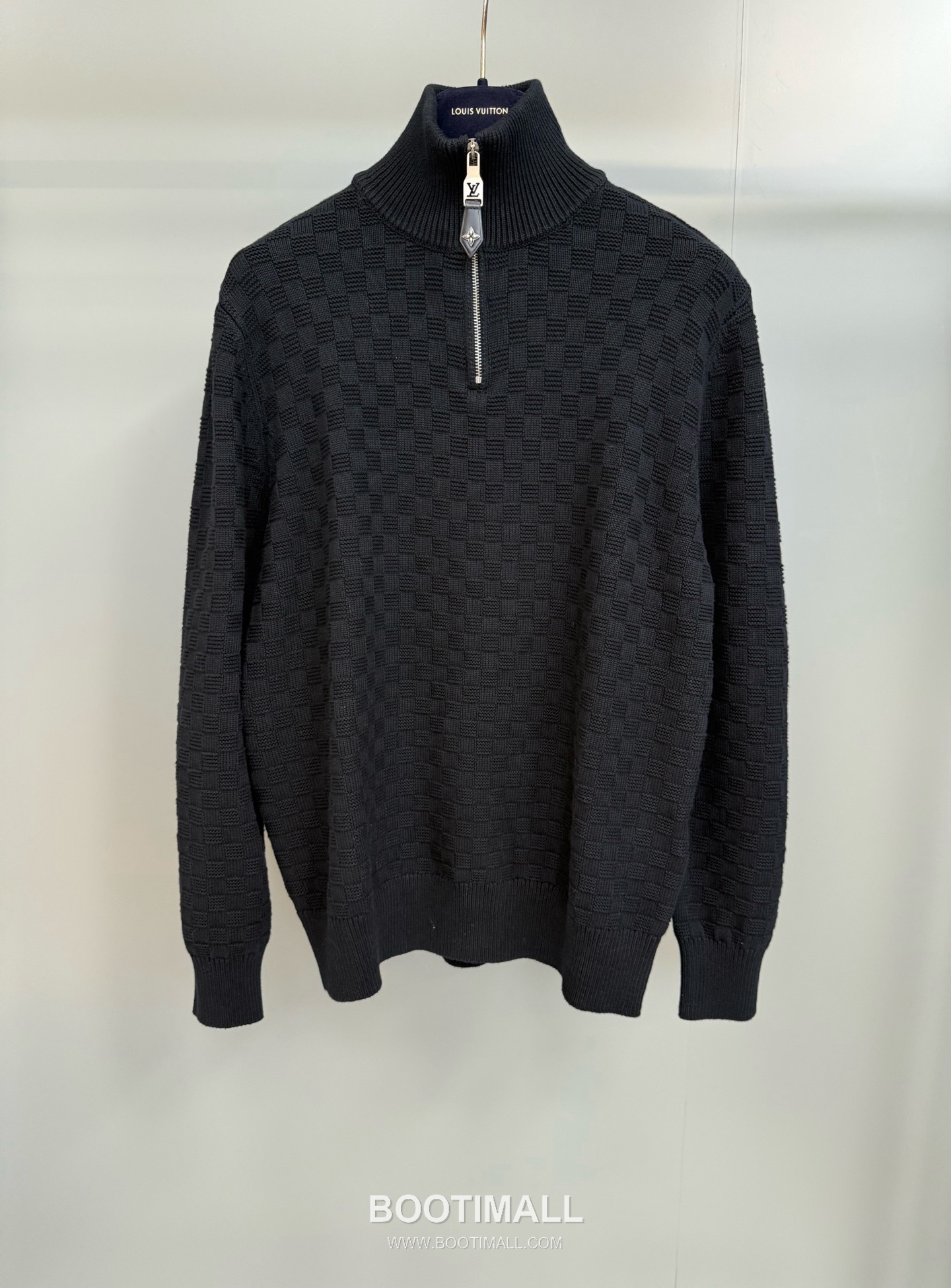 Louis Vuitton Damier Half-Zip Sweater Black 루이비통 다미에 하프집 스웨터 블랙 4