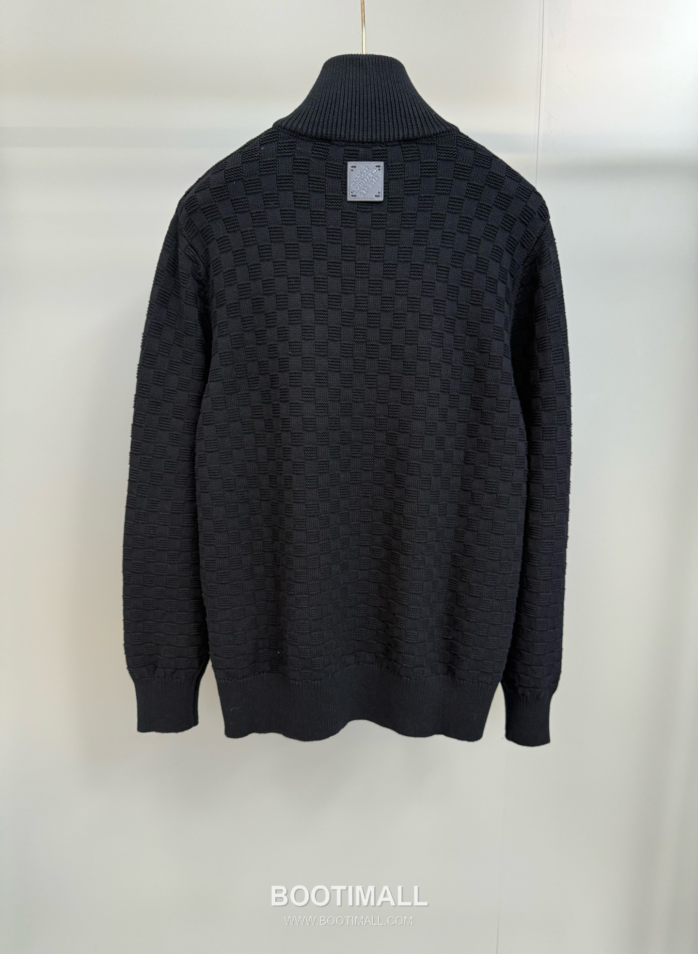 Louis Vuitton Damier Half-Zip Sweater Black 루이비통 다미에 하프집 스웨터 블랙 5