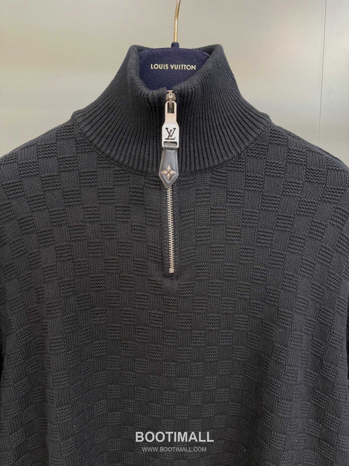 Louis Vuitton Damier Half-Zip Sweater Black 루이비통 다미에 하프집 스웨터 블랙 7