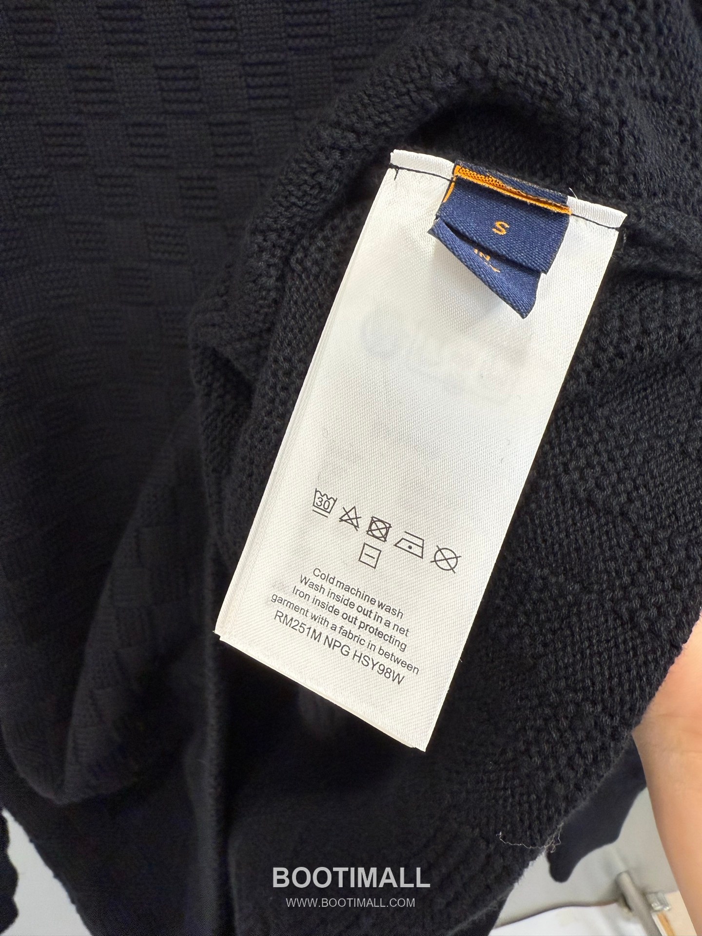 Louis Vuitton Damier Half-Zip Sweater Black 루이비통 다미에 하프집 스웨터 블랙 10