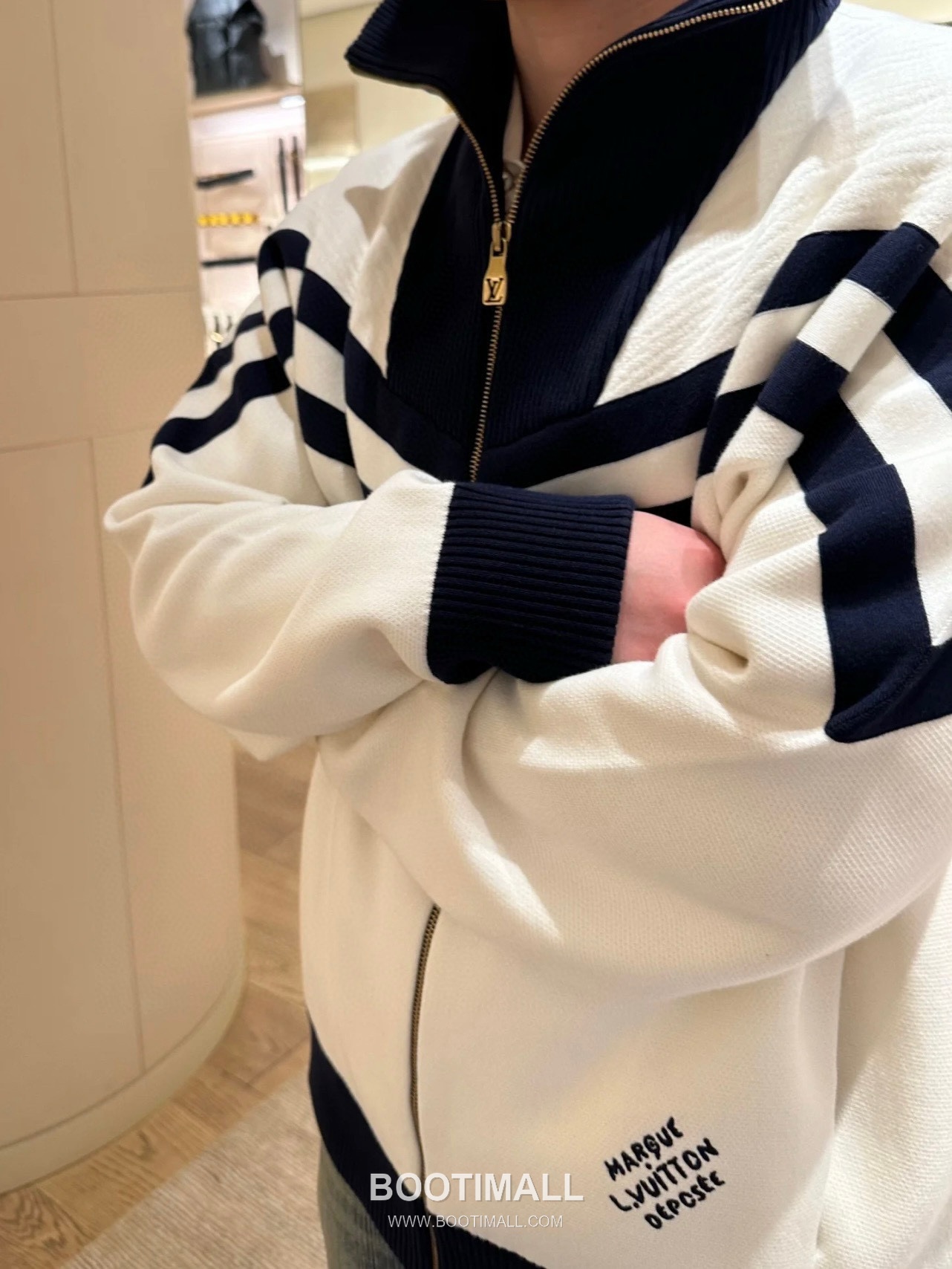 Louis Vuitton Waist-Cinched Knit Jacket Cotton 루이비통 웨이스트 신치드 니트 자켓 코튼 3