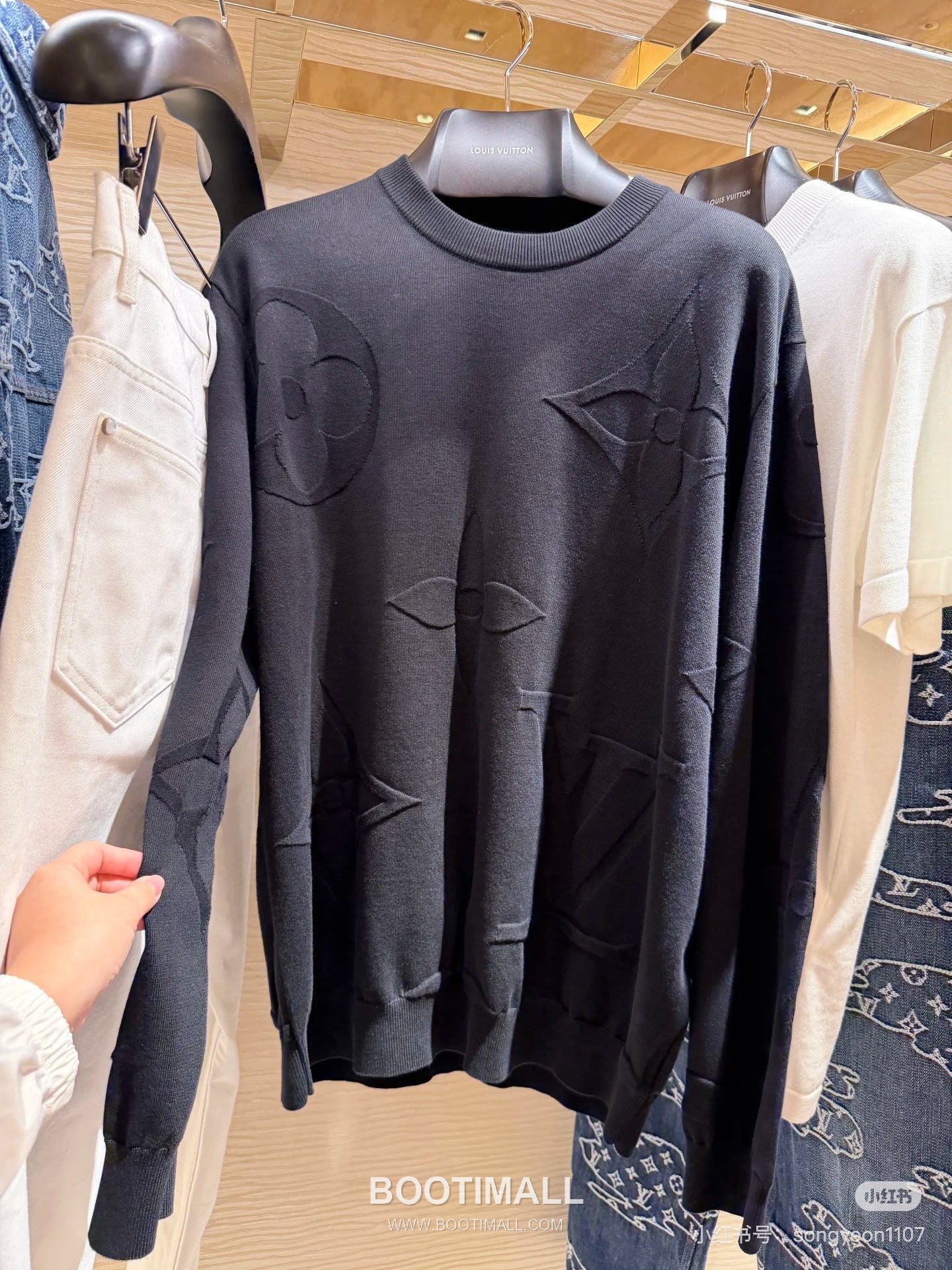 Louis Vuitton Monogram Macro Sweater Cotton Dark Tone 루이비통 모노그램 매크로 스웨터 코튼 다크 톤 2