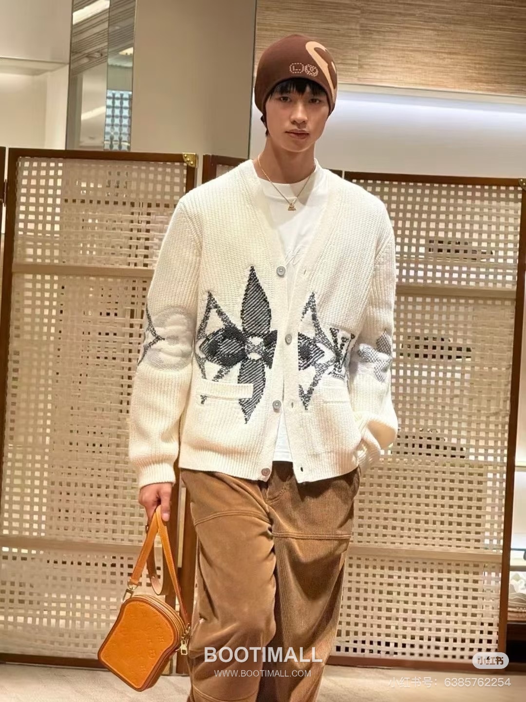 Louis Vuitton Floral Knit Cardigan Lamb Wool Black 루이비통 플로럴 니트 카디건 램스울 블랙 2