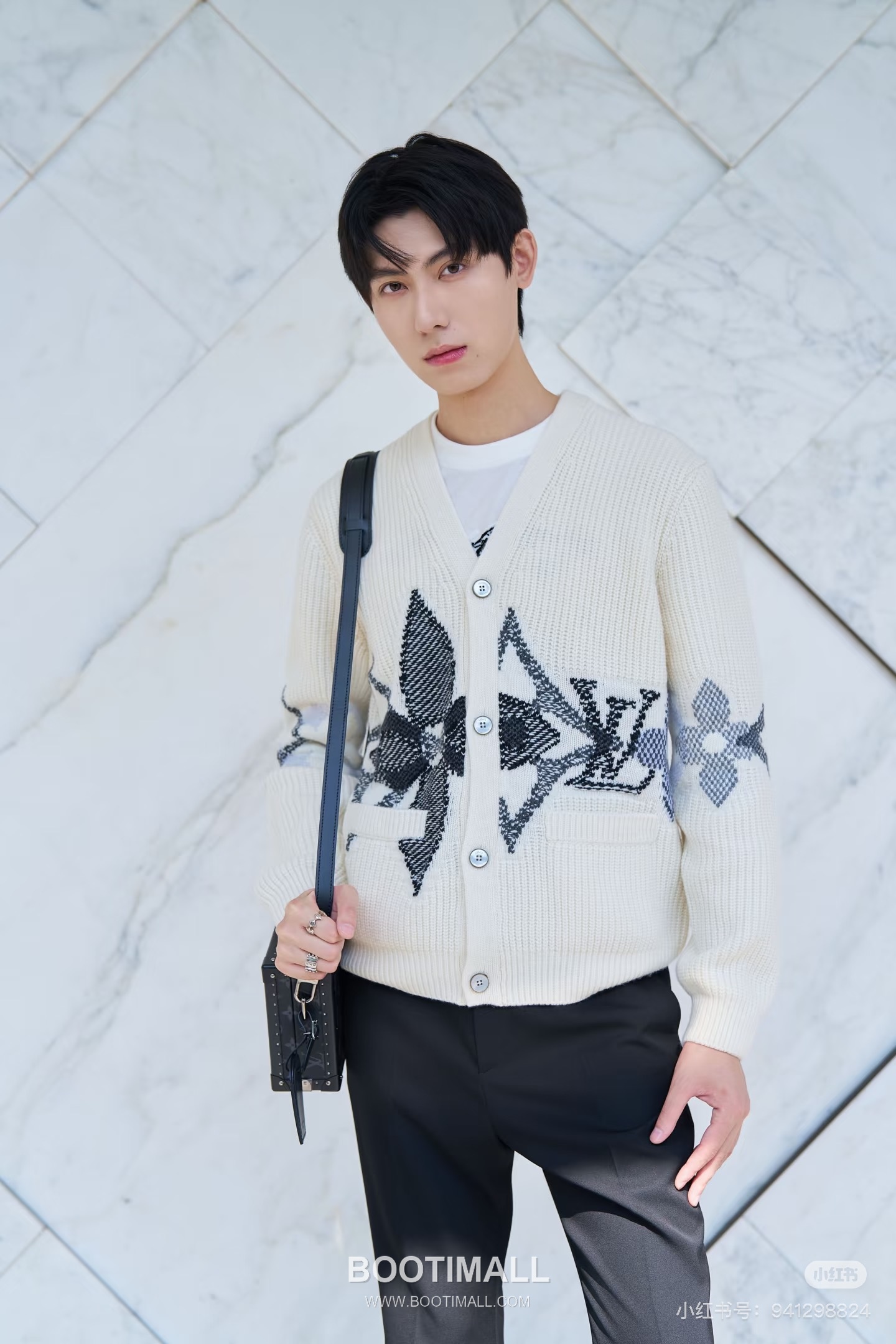 Louis Vuitton Floral Knit Cardigan Lamb Wool Black 루이비통 플로럴 니트 카디건 램스울 블랙 7