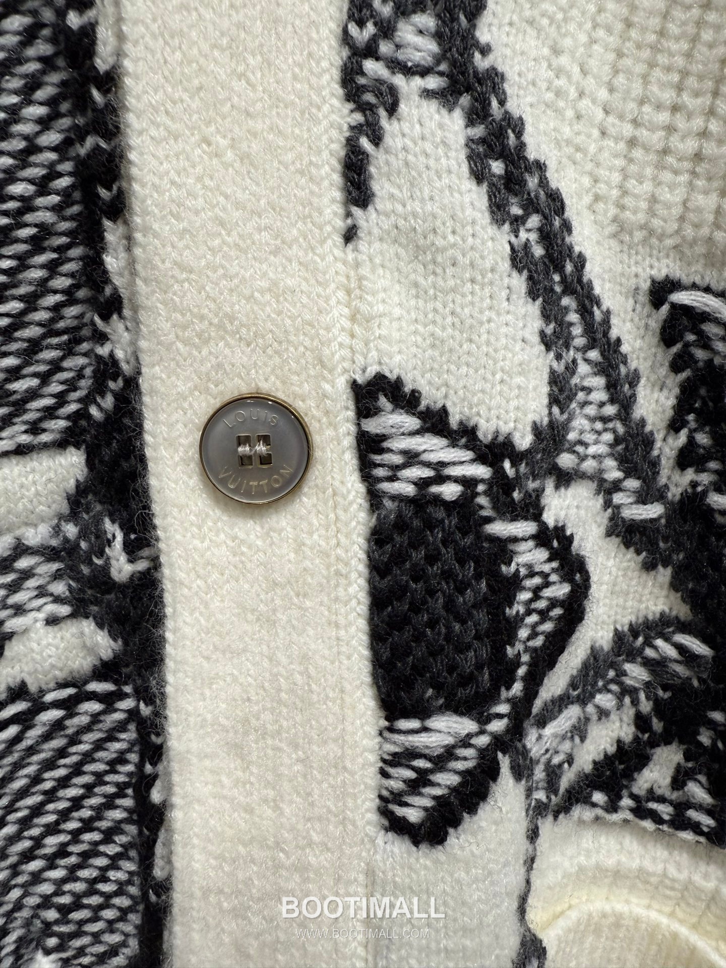 Louis Vuitton Floral Knit Cardigan Lamb Wool Black 루이비통 플로럴 니트 카디건 램스울 블랙 15