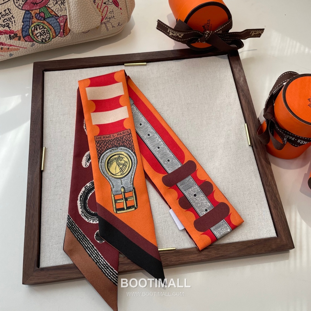 Hermes Twilly Silk Scarf Twill Silk Black 에르메스 트윌리 실크 스카프 실크 트윌 블랙 120cm 9