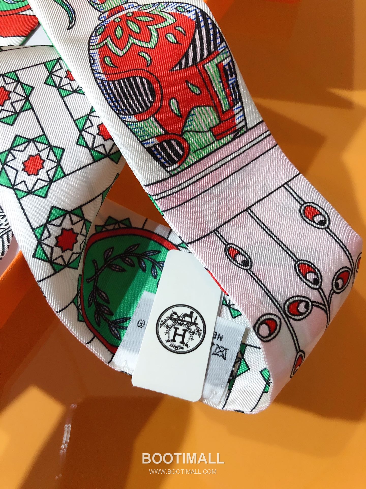 Hermes Lady Riders Twilly Silk Twill Black Twilly Scarf 에르메스 여 기사들의 무도 트윌리 실크 트윌 블랙 트윌리 스카프 86cm 5