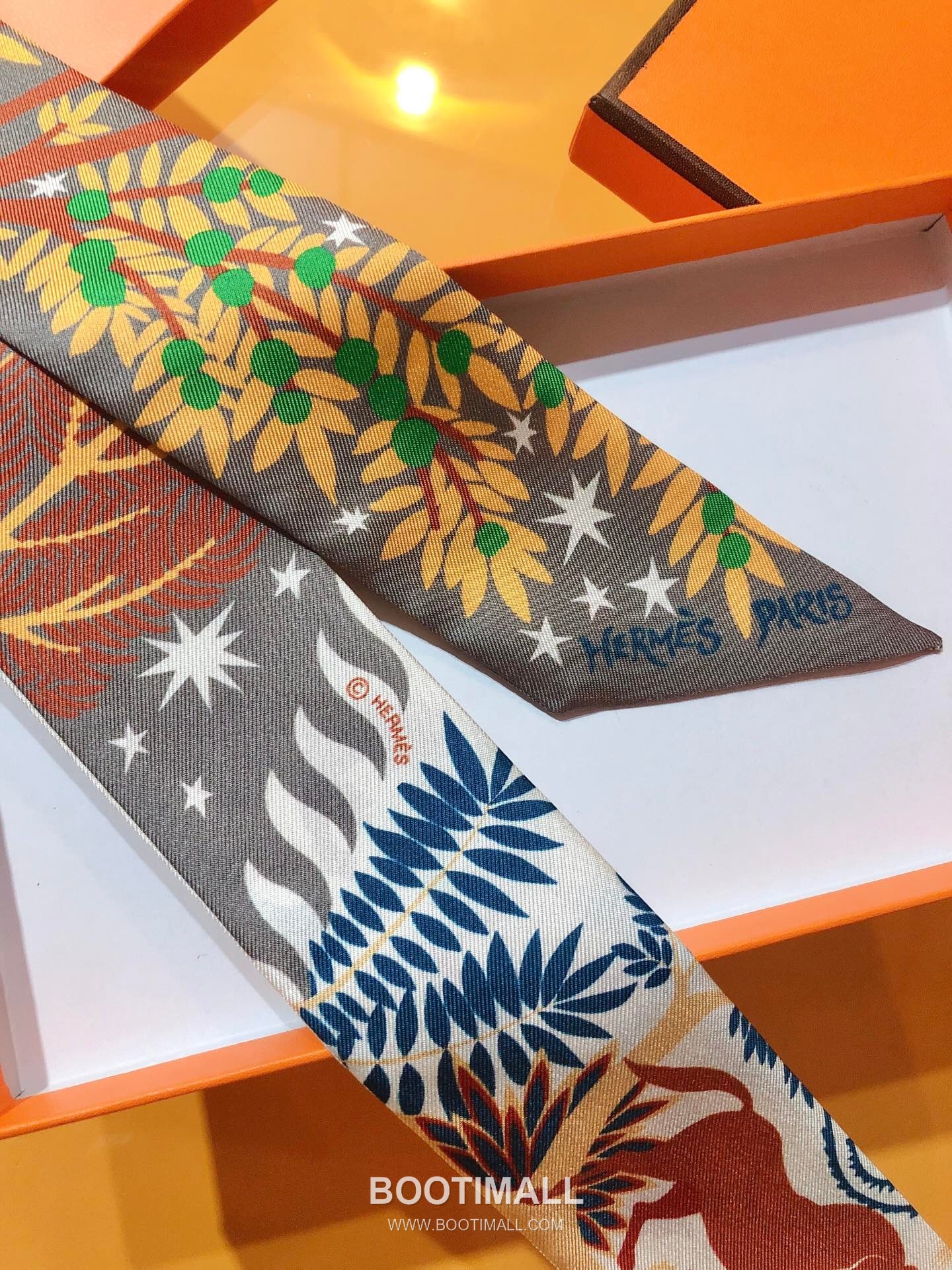 Hermes Orpheus Twilly Silk Twill Multicolor Twilly Scarf 에르메스 오르페우스 트윌리 실크 트윌 멀티컬러 트윌리 스카프 86cm 4