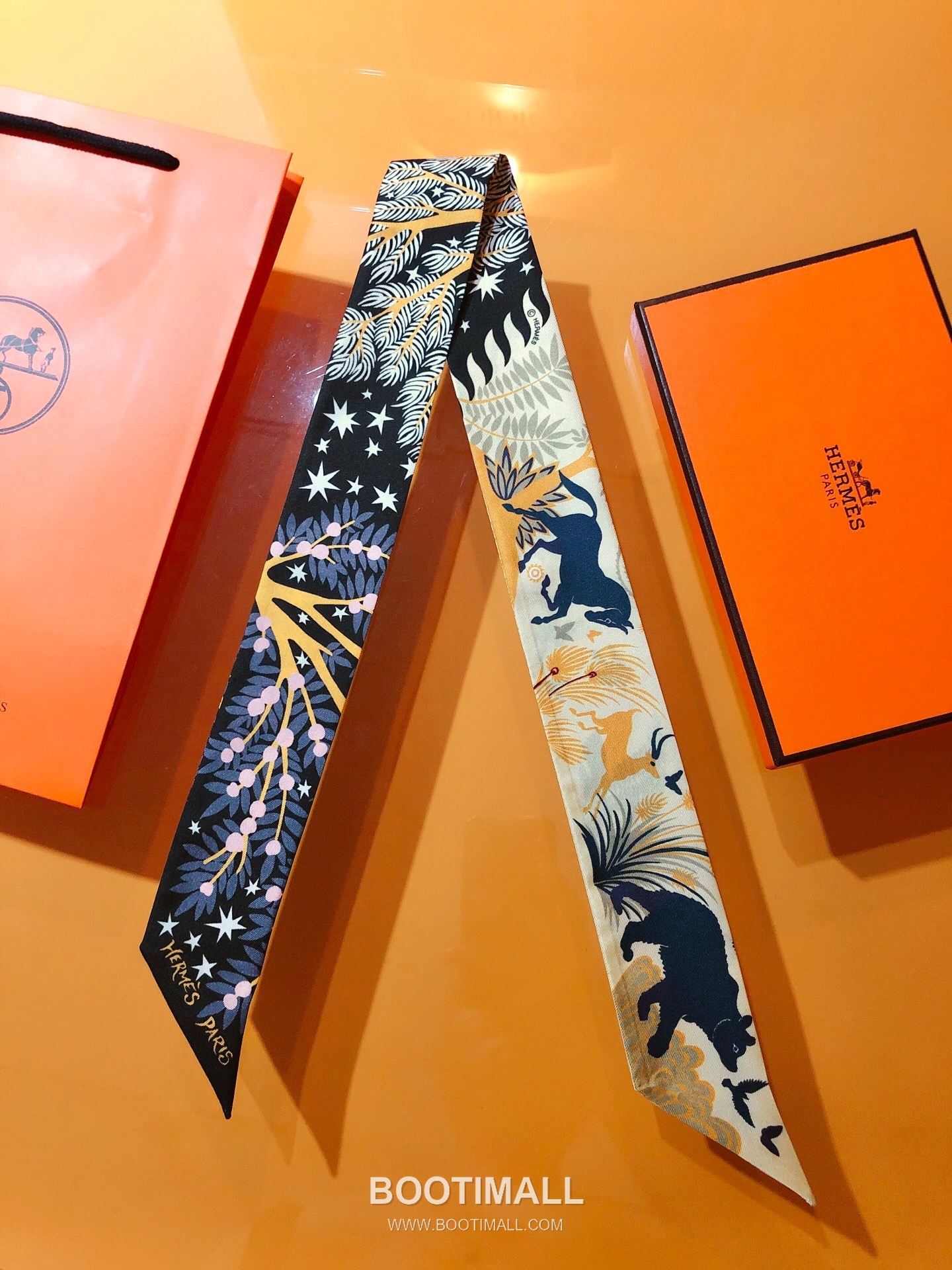 Hermes Orpheus Twilly Silk Twill Multicolor Twilly Scarf 에르메스 오르페우스 트윌리 실크 트윌 멀티컬러 트윌리 스카프 86cm 3