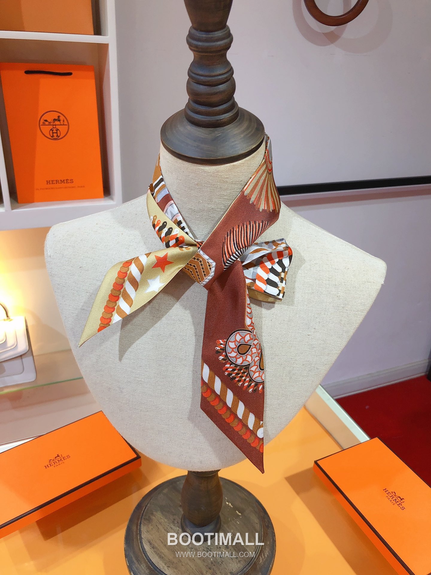 Hermes Twilly Silk Scarf Silk Twill Multicolor 에르메스 트윌리 실크 스카프 실크 트윌 멀티컬러 86cm 7