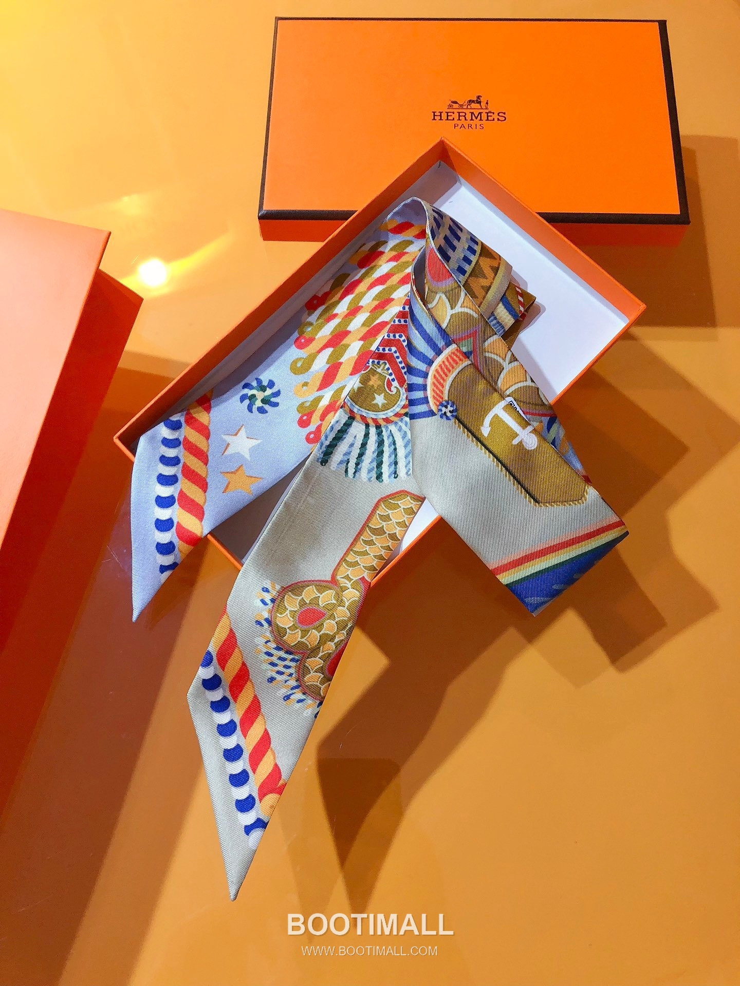 Hermes Twilly Silk Scarf Silk Twill Multicolor 에르메스 트윌리 실크 스카프 실크 트윌 멀티컬러 86cm 4