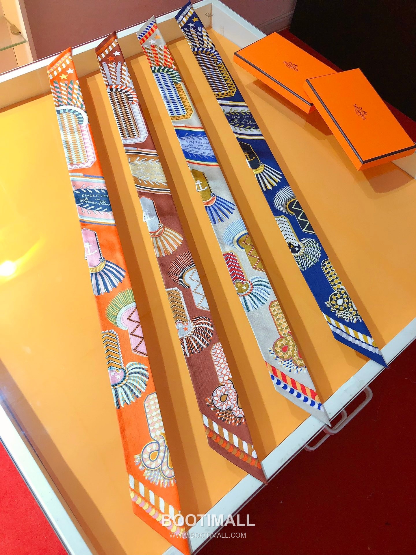 Hermes Twilly Silk Scarf Silk Twill Multicolor 에르메스 트윌리 실크 스카프 실크 트윌 멀티컬러 86cm 8