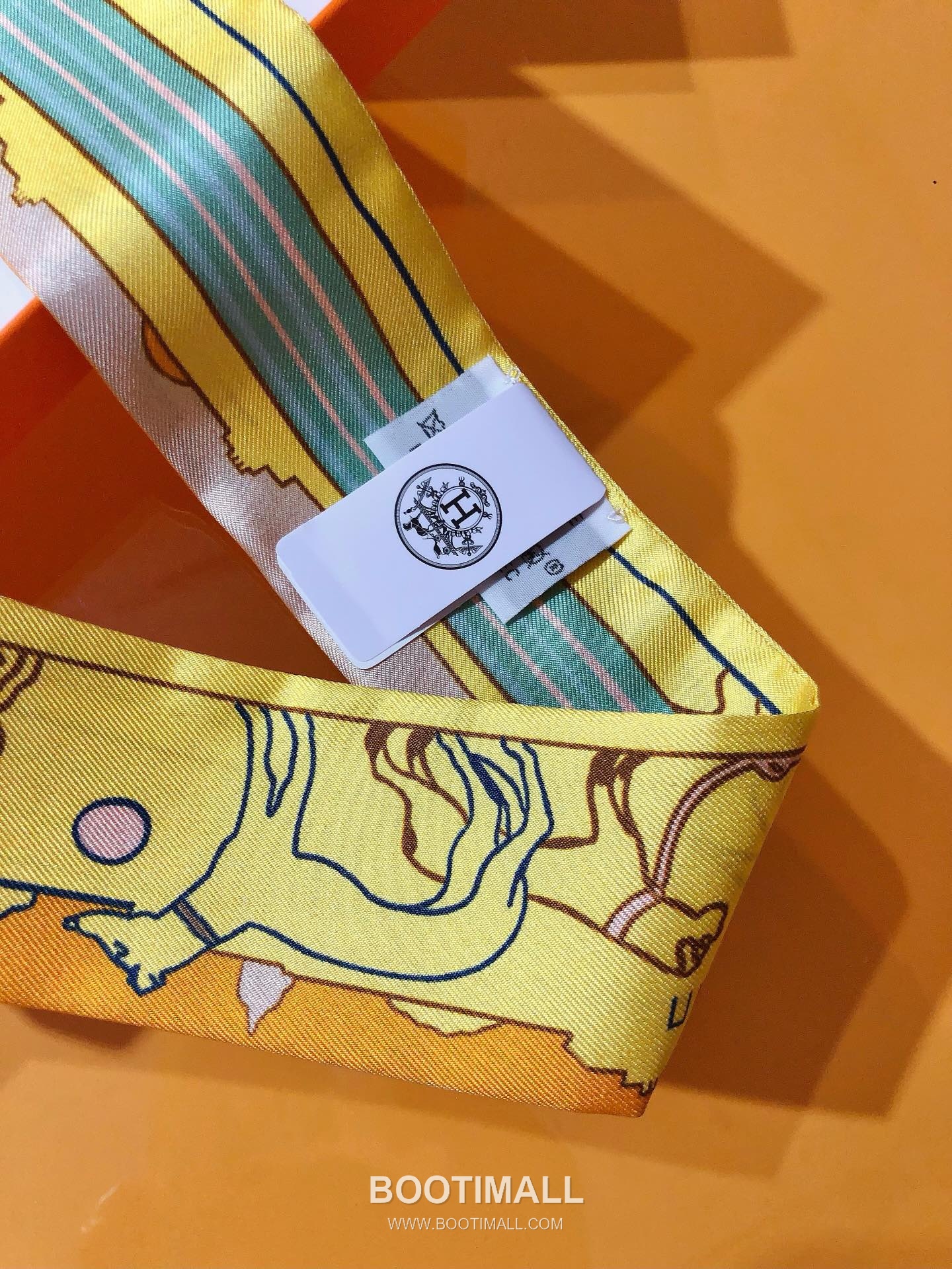 Hermes Paris Dog Twilly Silk Twill Multicolor Twilly Scarf 에르메스 파리 애견 트윌리 실크 트윌 멀티컬러 트윌리 스카프 86cm 5